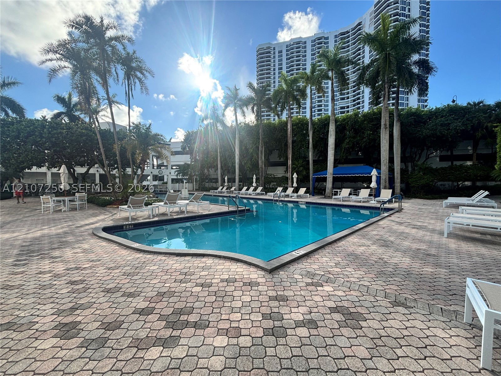 3600 Mystic Pointe Dr #1717, Aventura FL 33180
