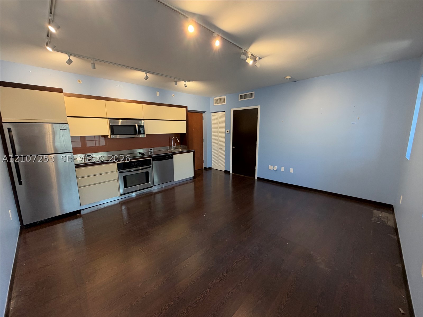 435 21st St #316, Miami Beach FL 33139