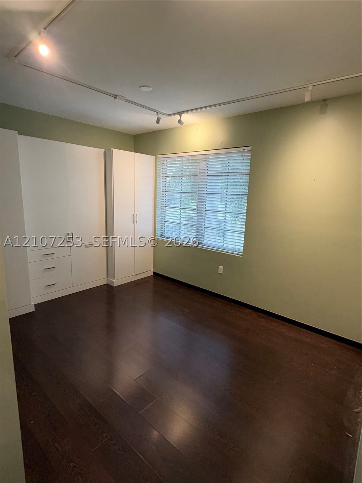435 21st St #316, Miami Beach FL 33139