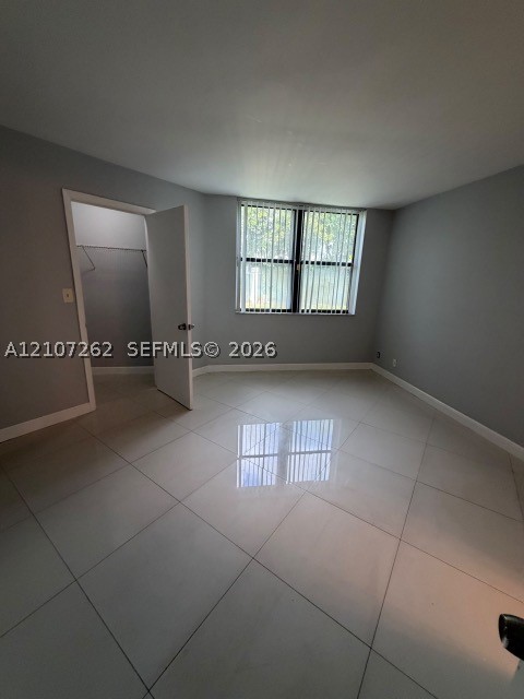 216 Lake Pointe Dr #127, Oakland Park FL 33309