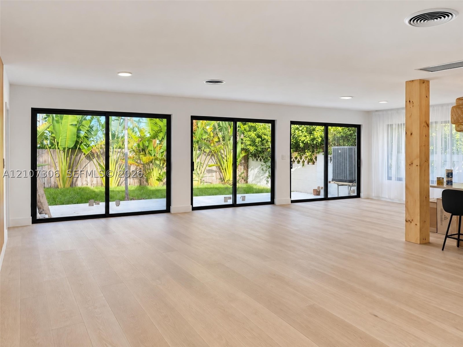 4322 Alton Rd, Miami Beach FL 33140