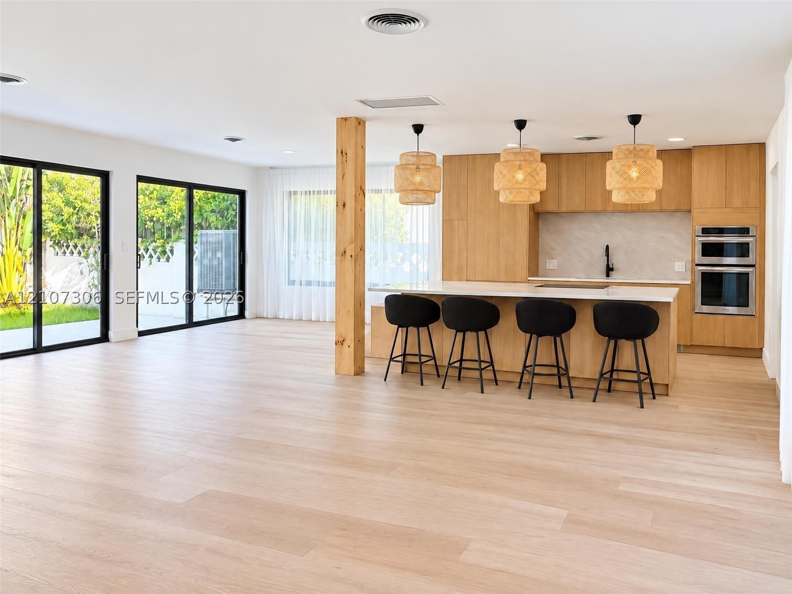 4322 Alton Rd, Miami Beach FL 33140