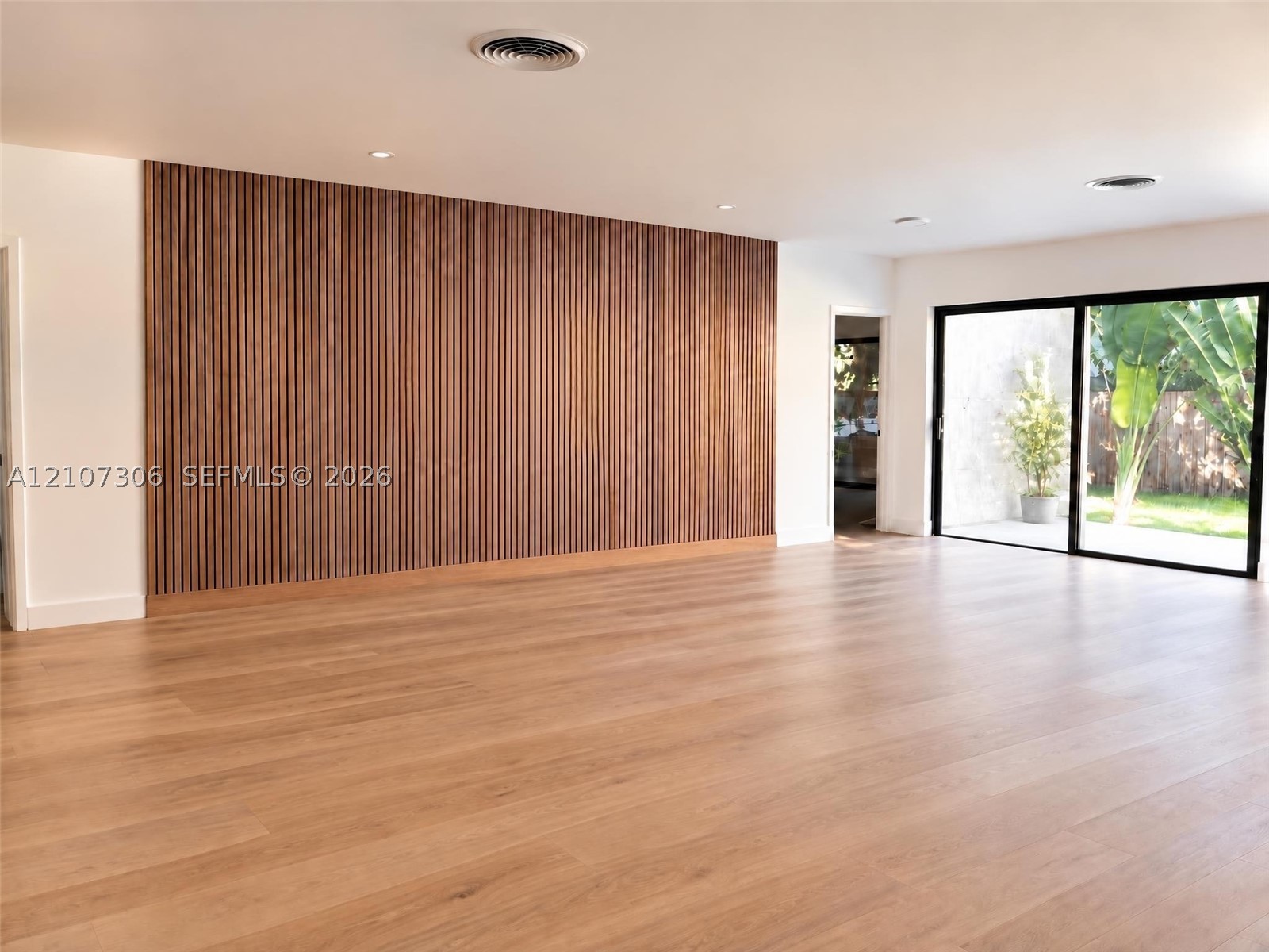4322 Alton Rd, Miami Beach FL 33140