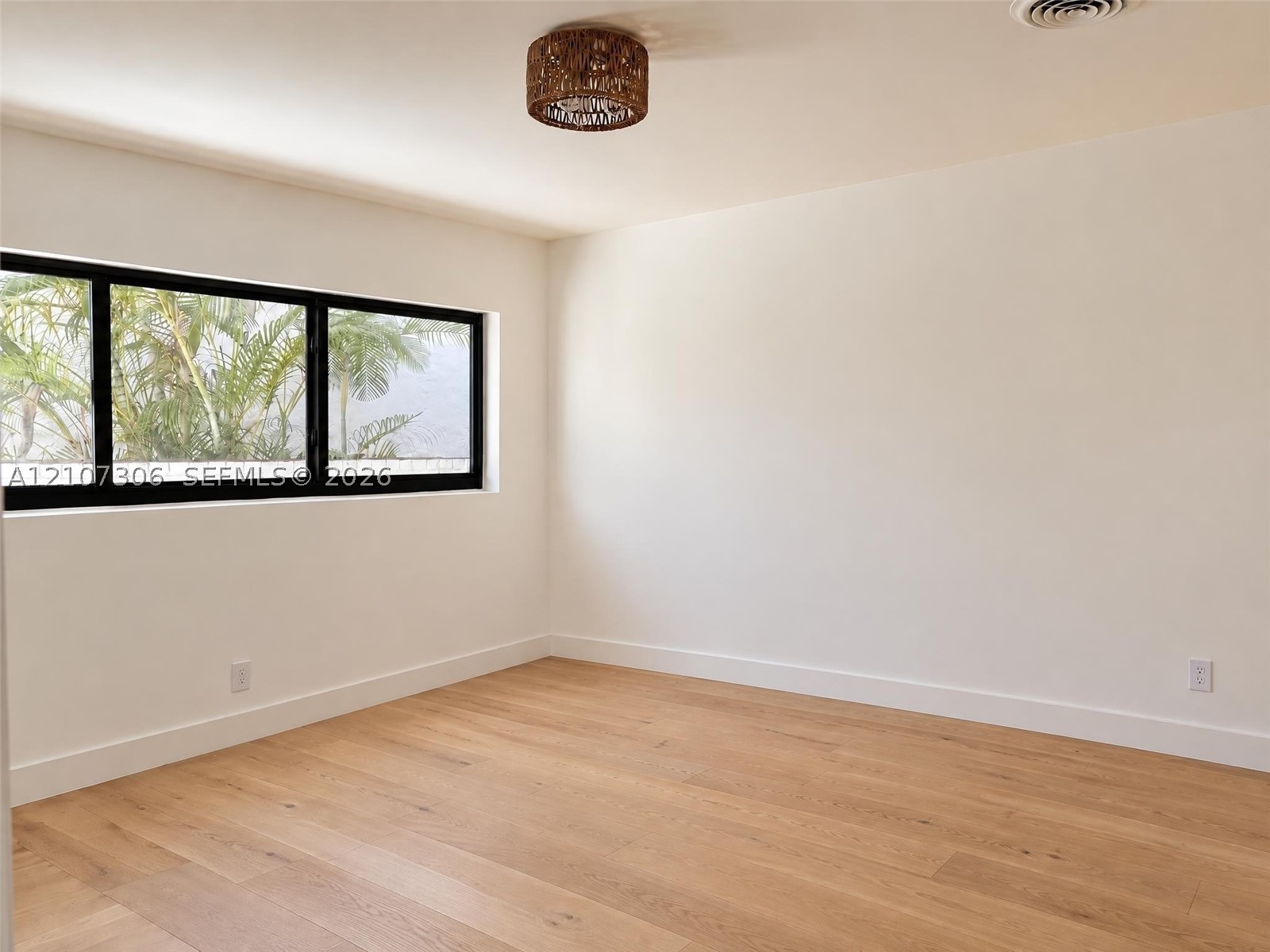 4322 Alton Rd, Miami Beach FL 33140