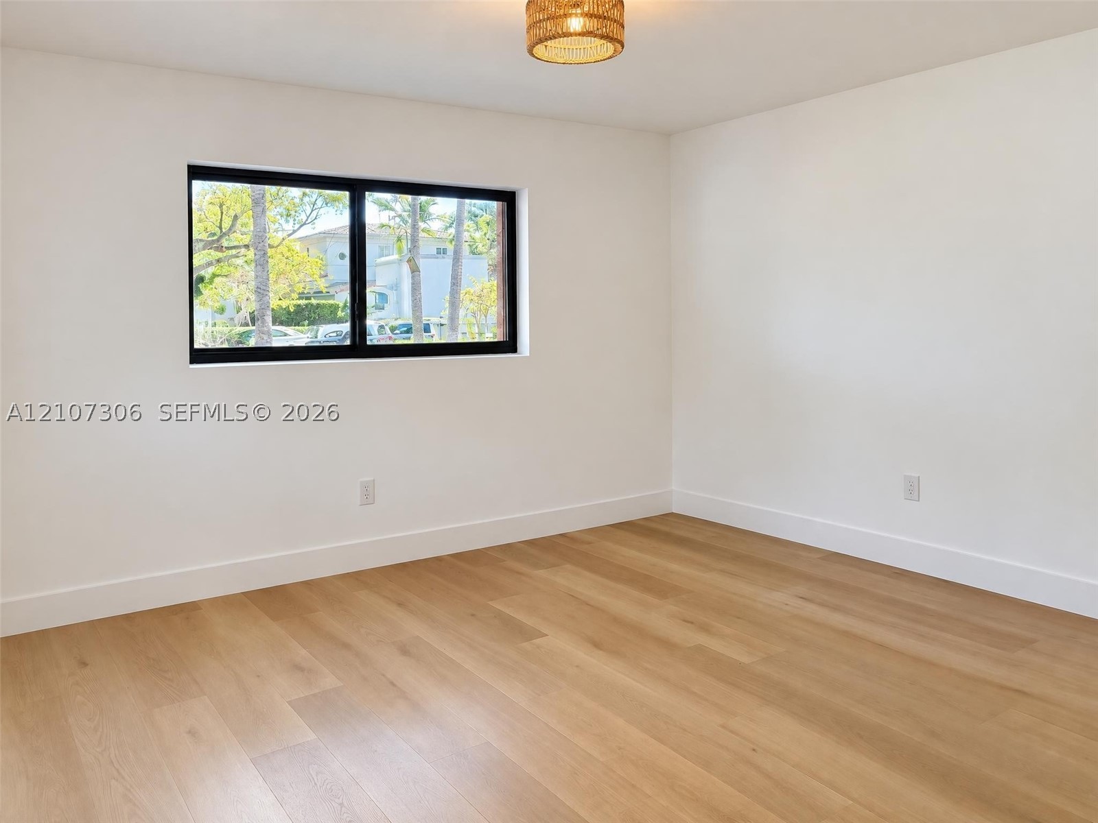 4322 Alton Rd, Miami Beach FL 33140