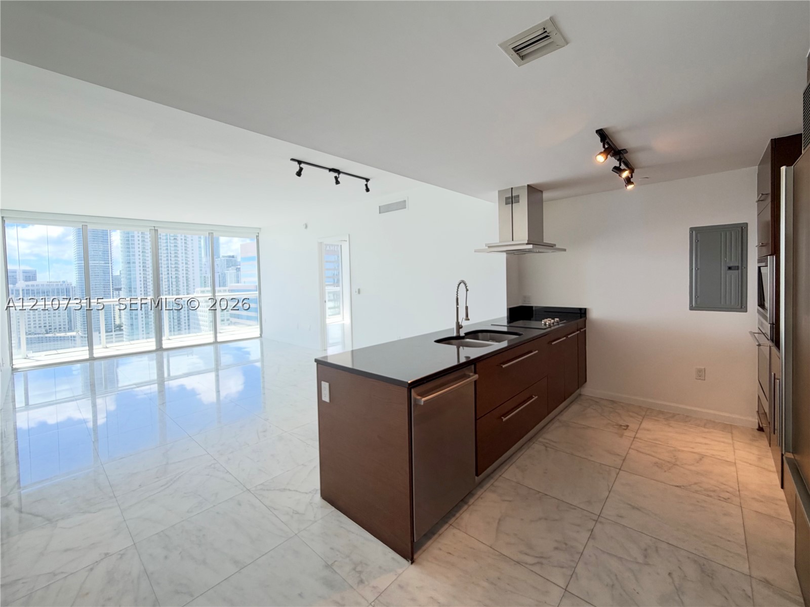 495 Brickell Ave #3803, Miami FL 33131