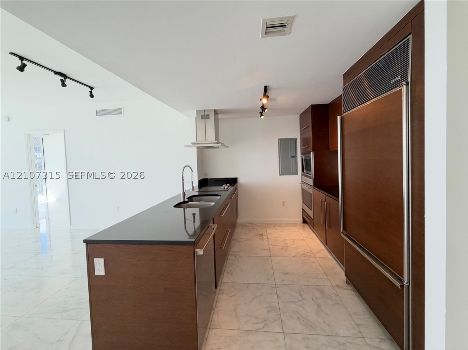 495 Brickell Ave #3803, Miami FL 33131