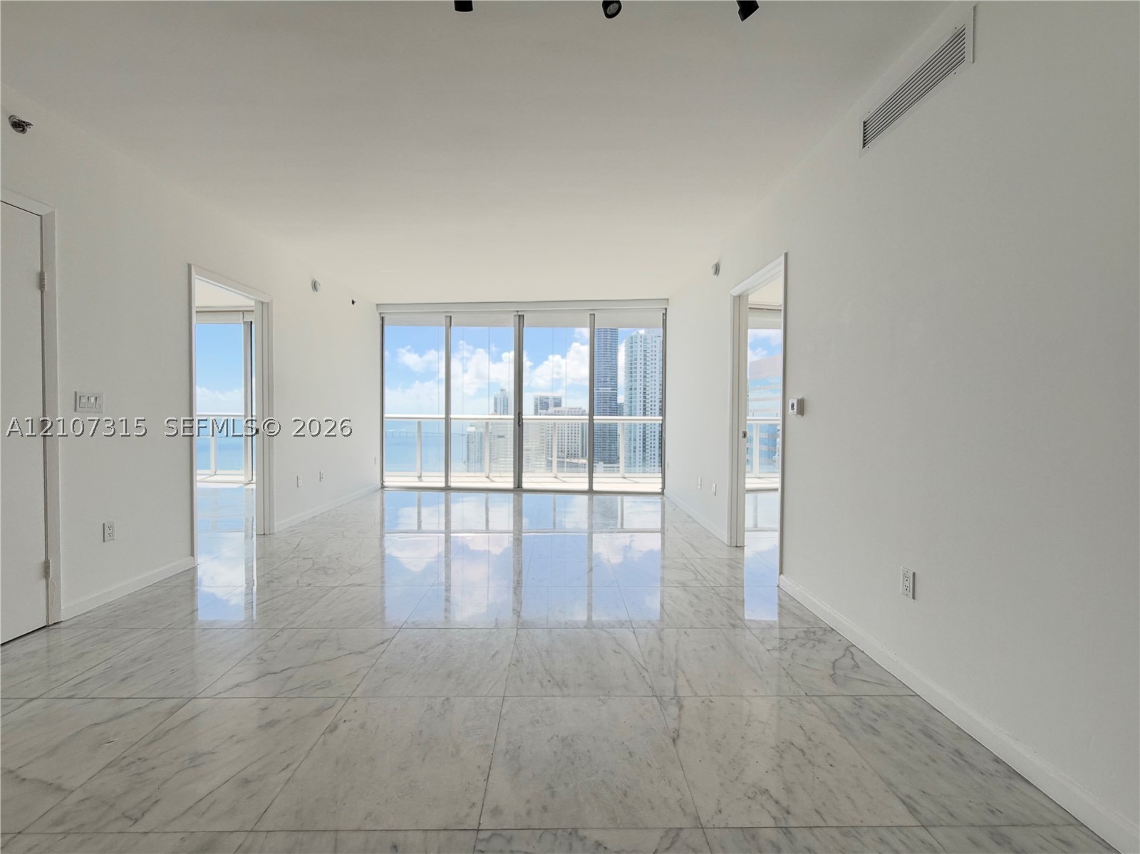 495 Brickell Ave #3803, Miami FL 33131