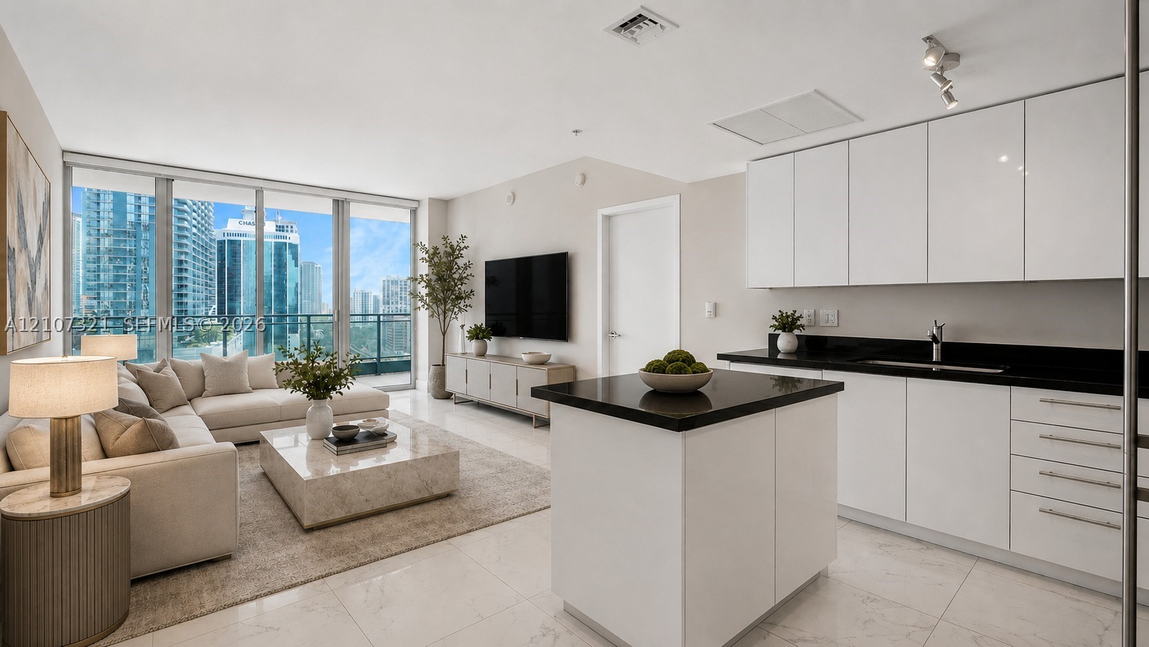 92 SW 3rd St #1803, Miami FL 33130