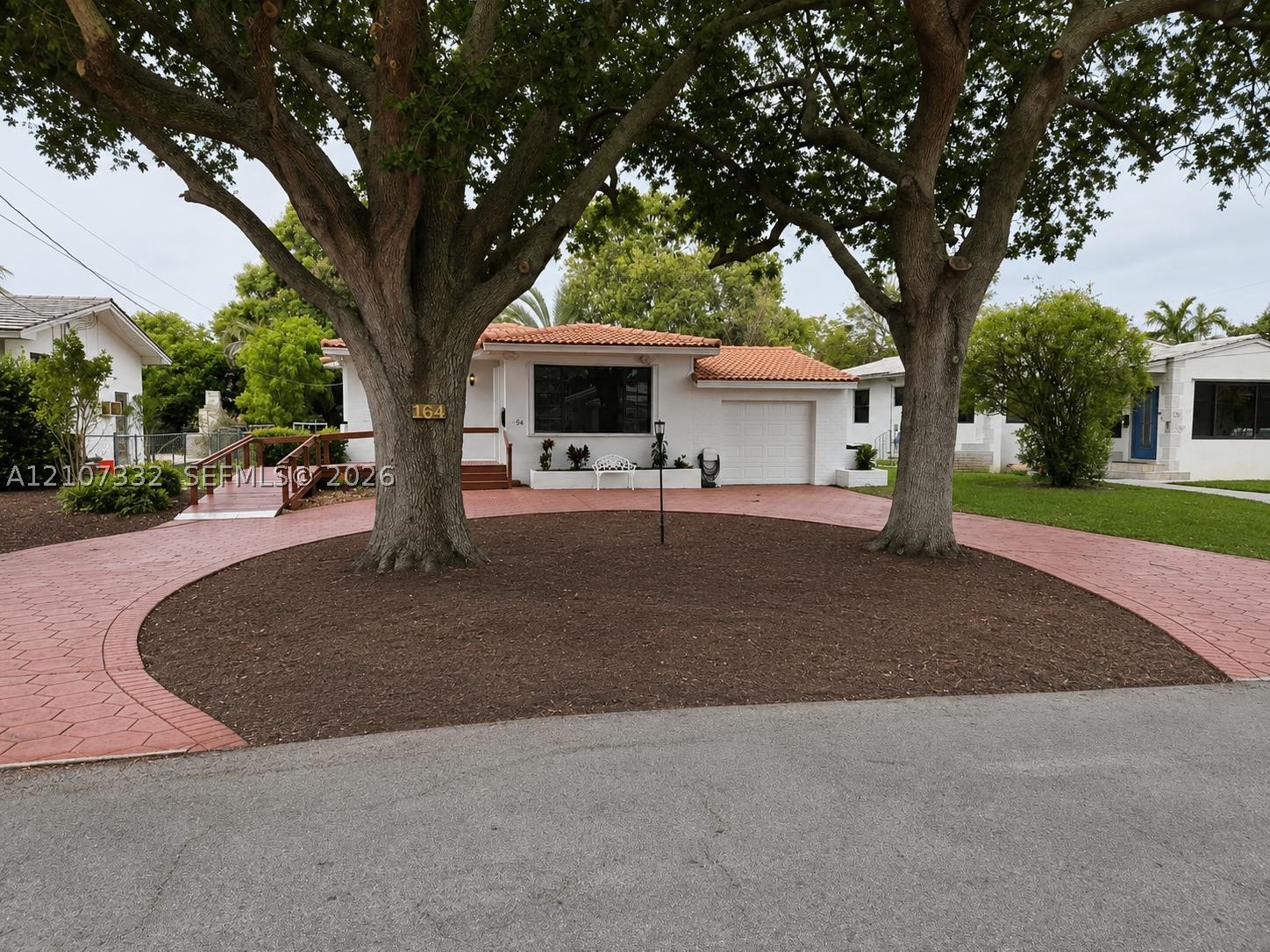 164 Navajo St, Miami Springs FL 33166