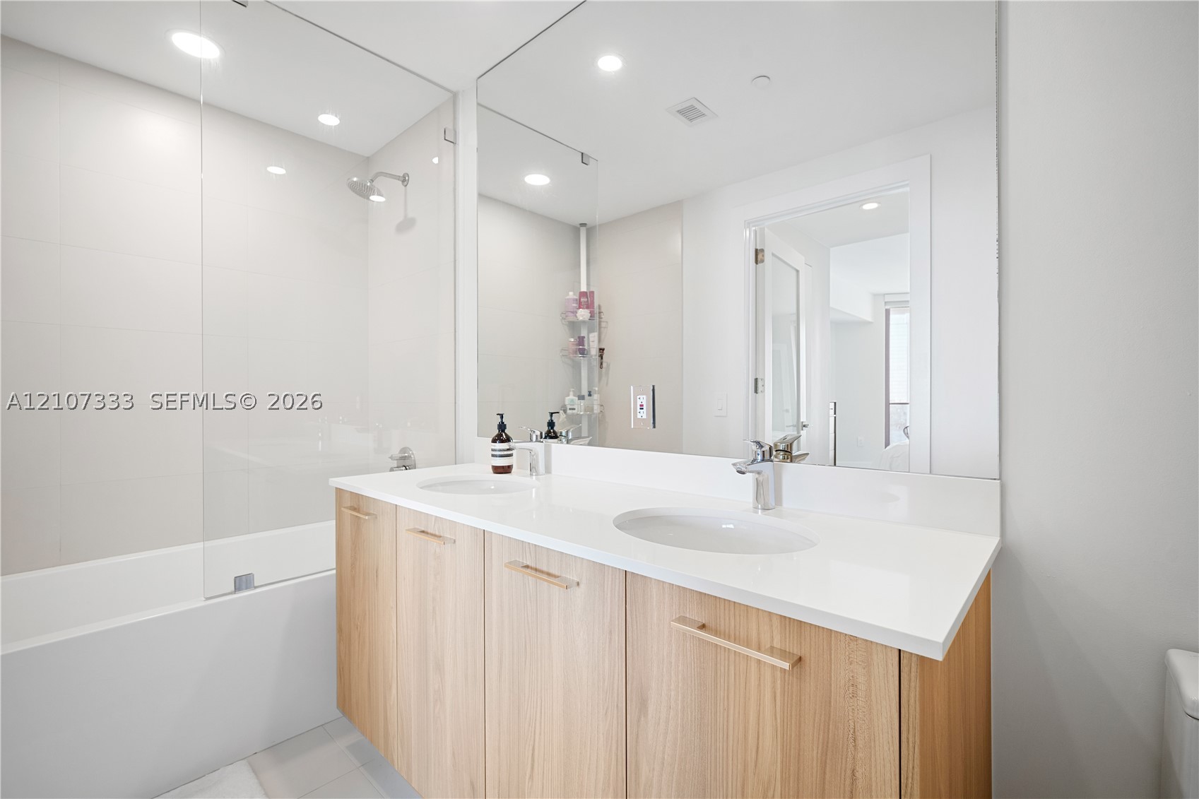 501 NE 31st St #3907, Miami FL 33137