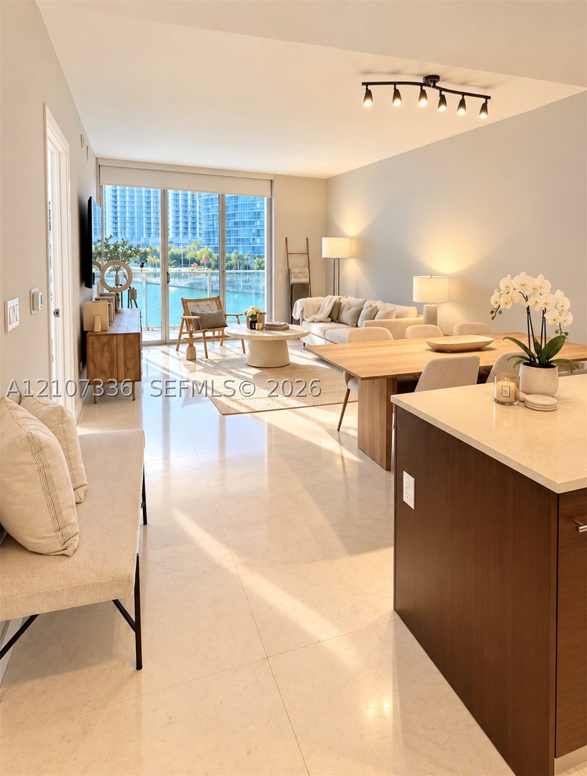 465 Brickell Ave #506, Miami FL 33131