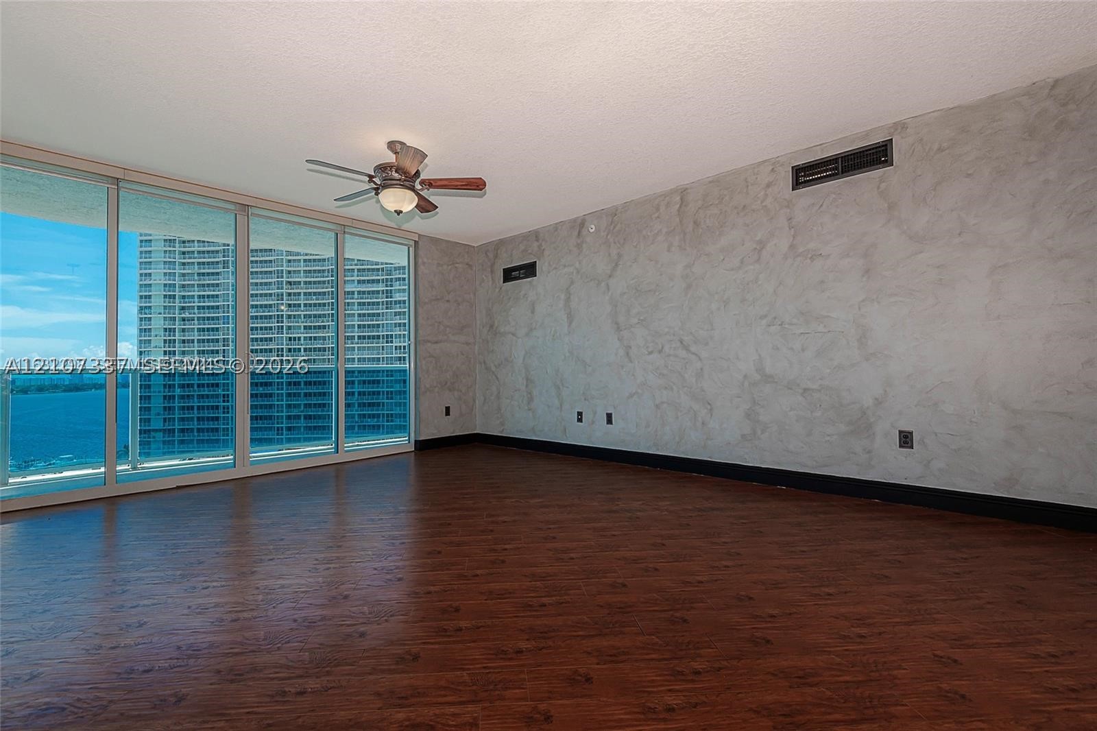 1881 79th St Cswy #1007, North Bay Village FL 33141