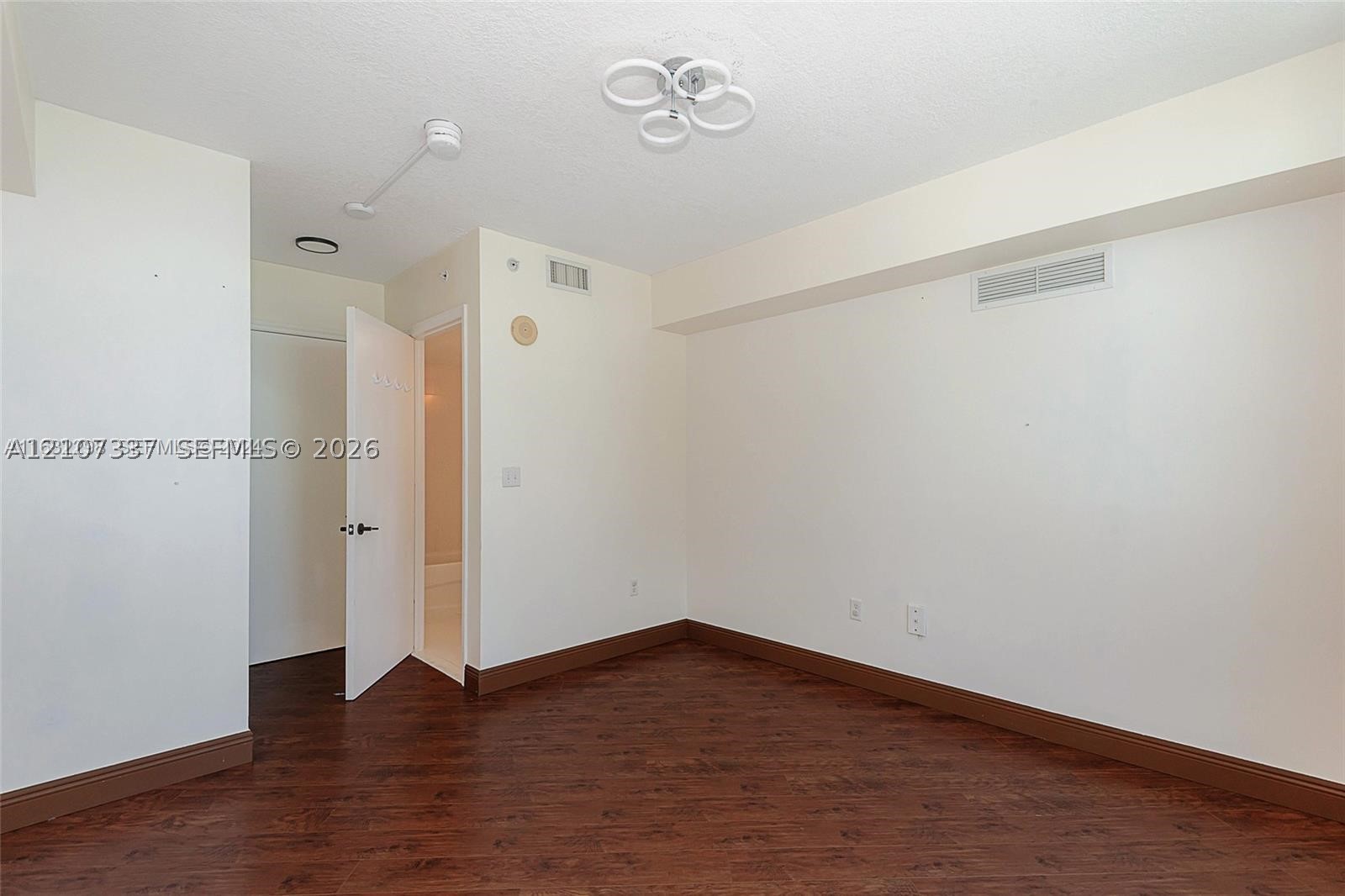 1881 79th St Cswy #1007, North Bay Village FL 33141