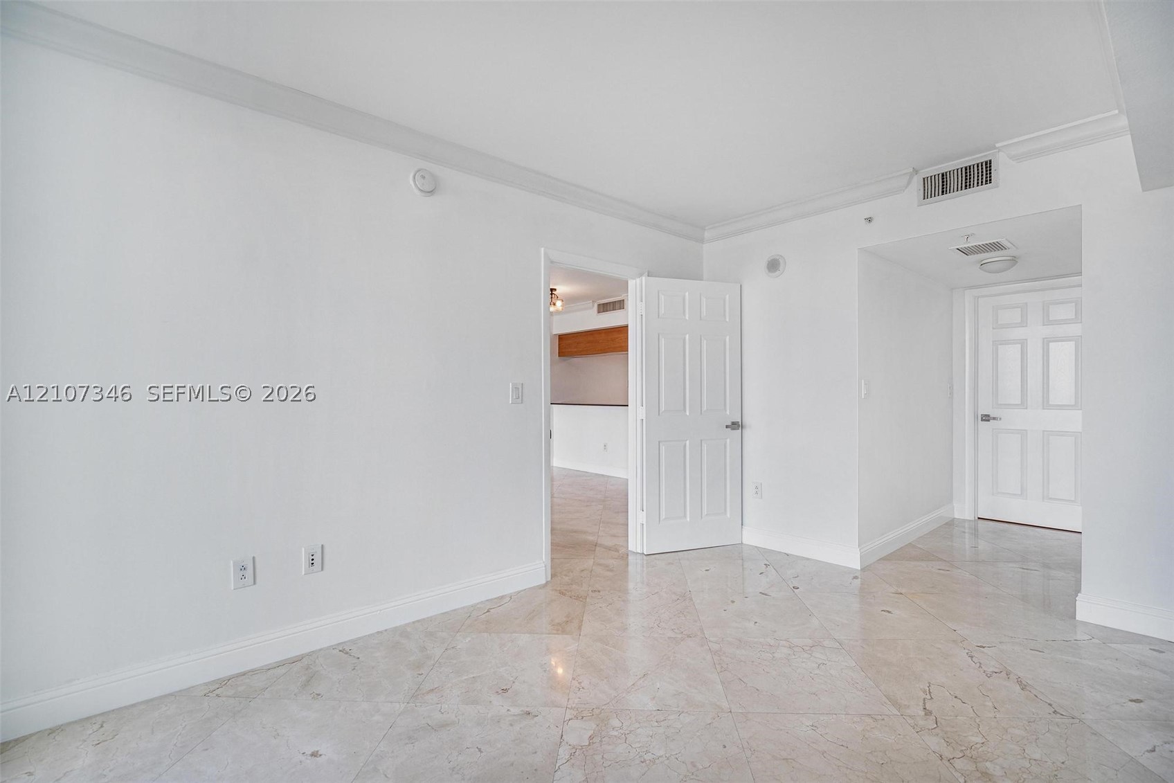 1800 N Bayshore Dr #2410, Miami FL 33132