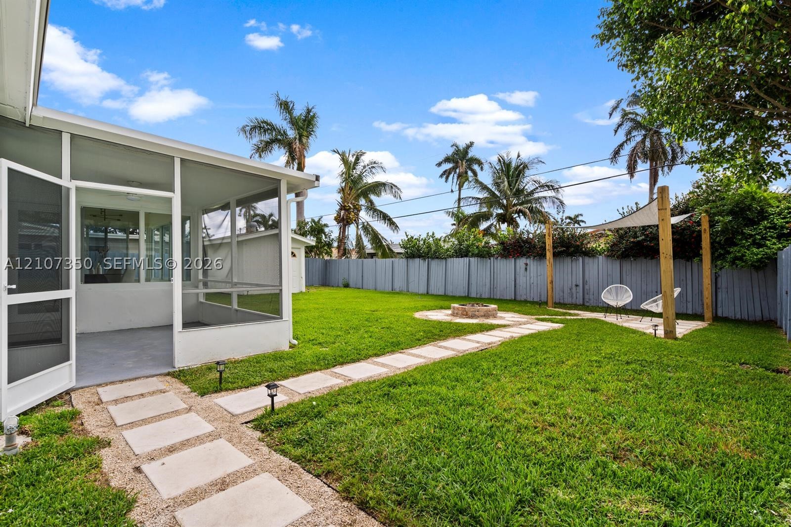 912 SE 16th Pl, Deerfield Beach FL 33441