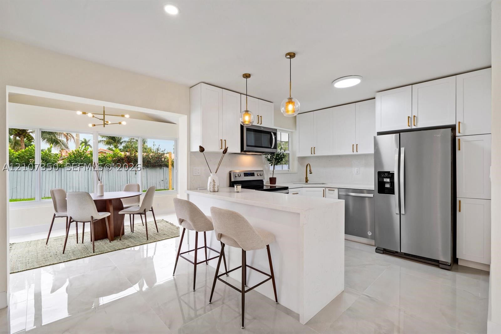 912 SE 16th Pl, Deerfield Beach FL 33441