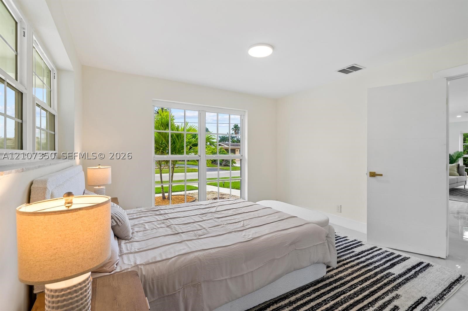 912 SE 16th Pl, Deerfield Beach FL 33441