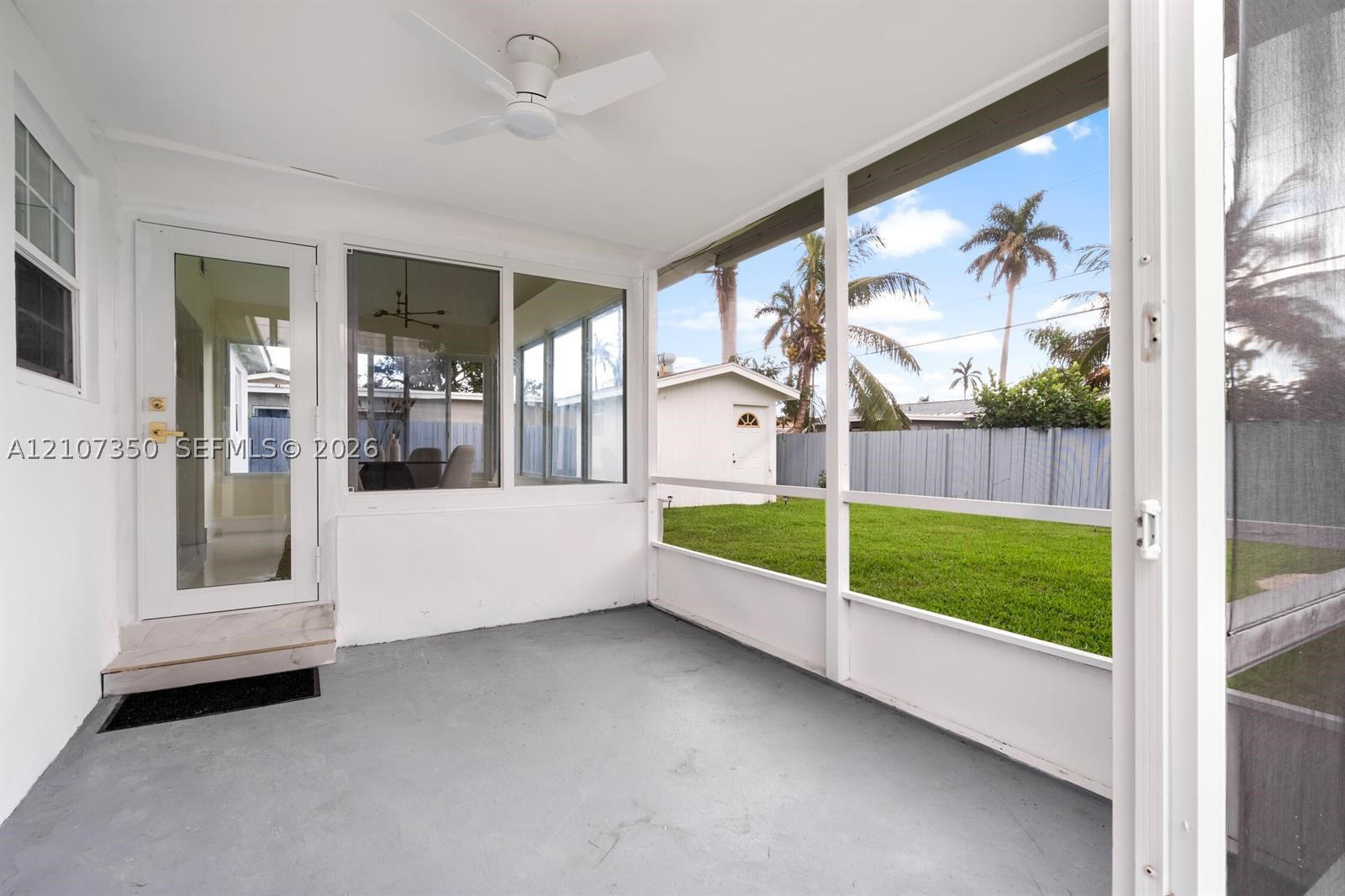 912 SE 16th Pl, Deerfield Beach FL 33441