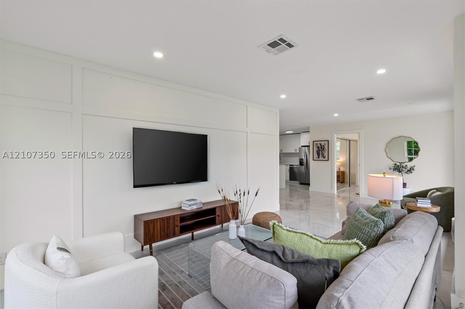 912 SE 16th Pl, Deerfield Beach FL 33441