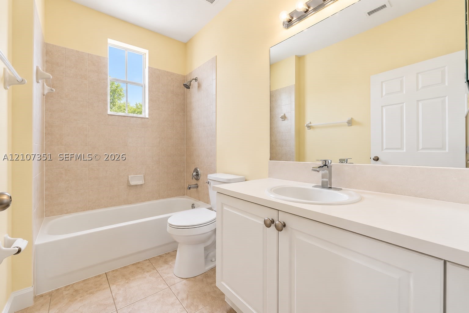 230 SE 29th Ave #1, Homestead FL 33033