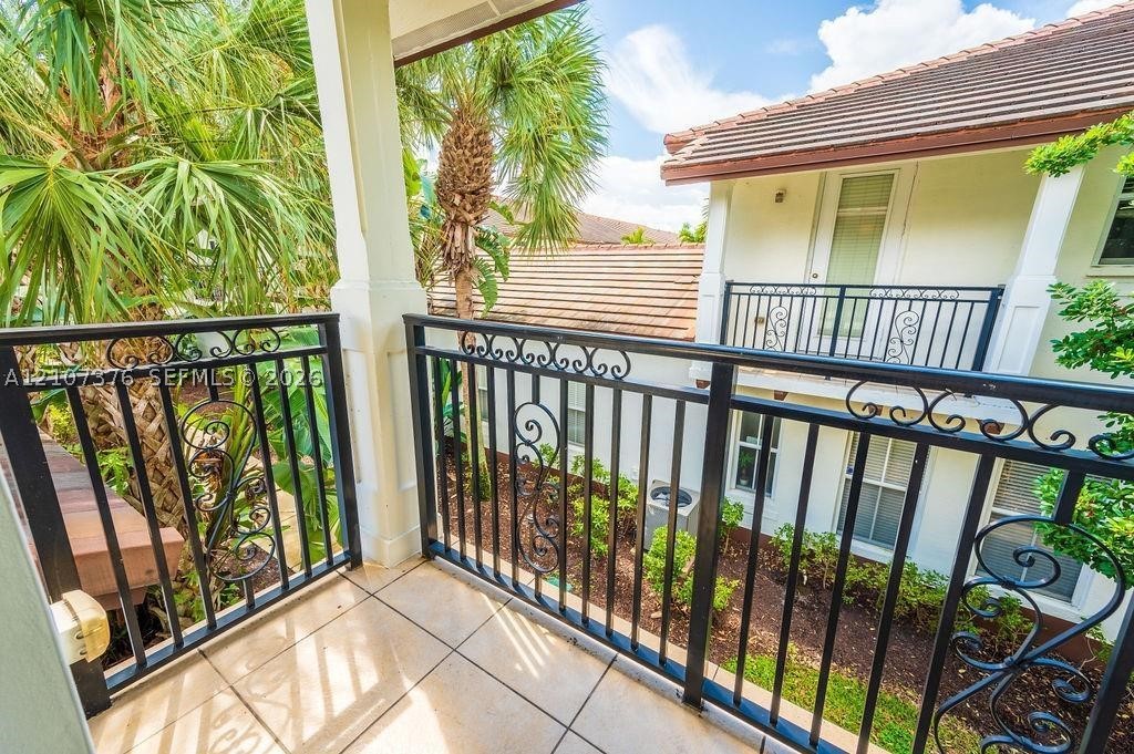 4654 Monarch Way, Coconut Creek FL 33073