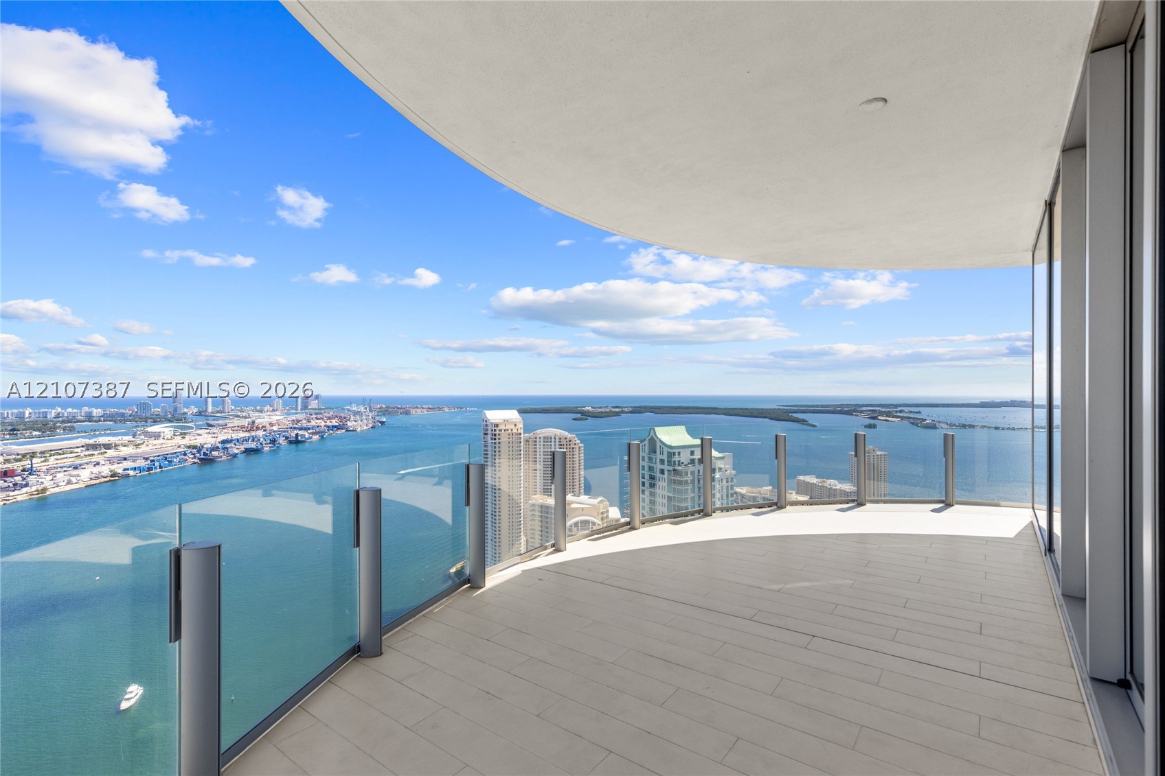 300 Biscayne Boulevard Way #4901E, Miami FL 33131