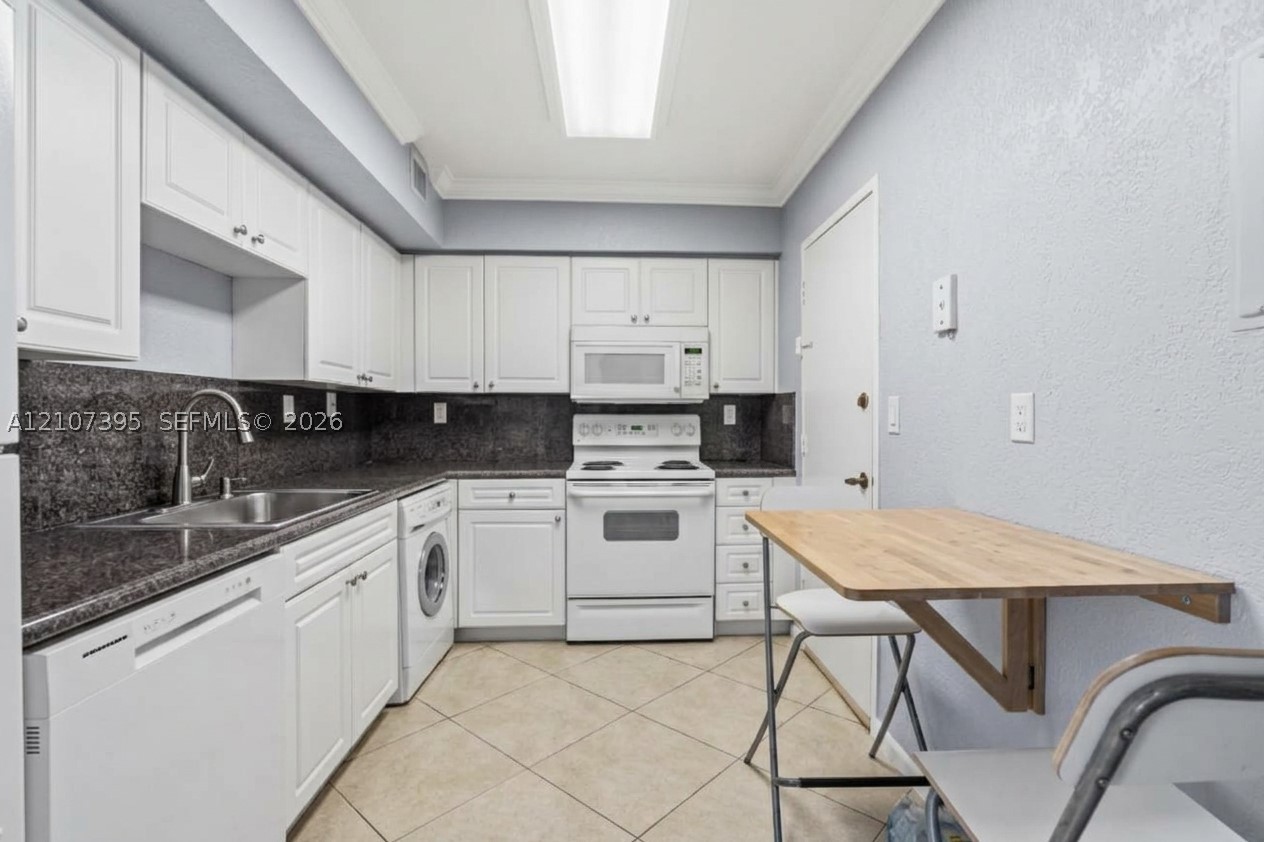 2501 S Ocean Dr #426, Hollywood FL 33019