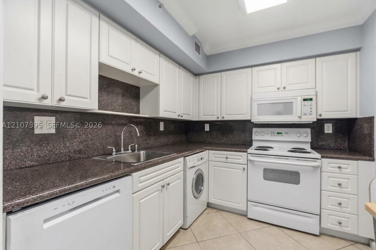 2501 S Ocean Dr #426, Hollywood FL 33019