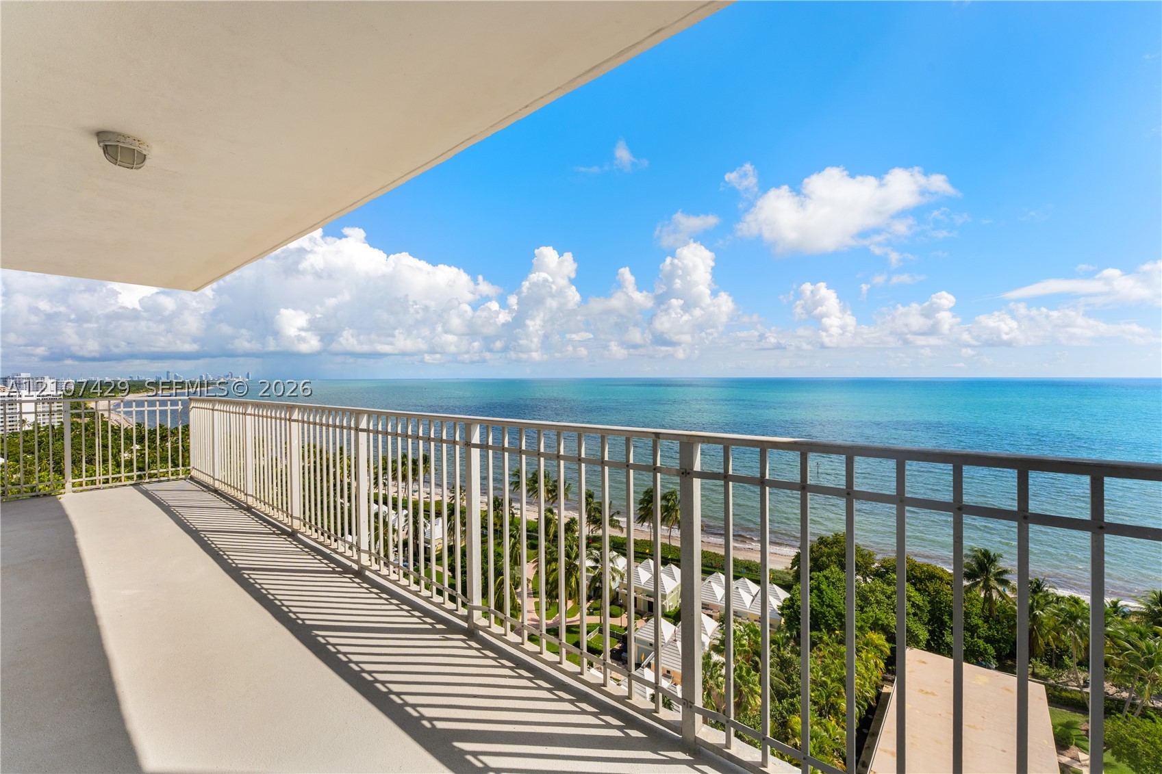 881 Ocean Dr #13H, Key Biscayne FL 33149