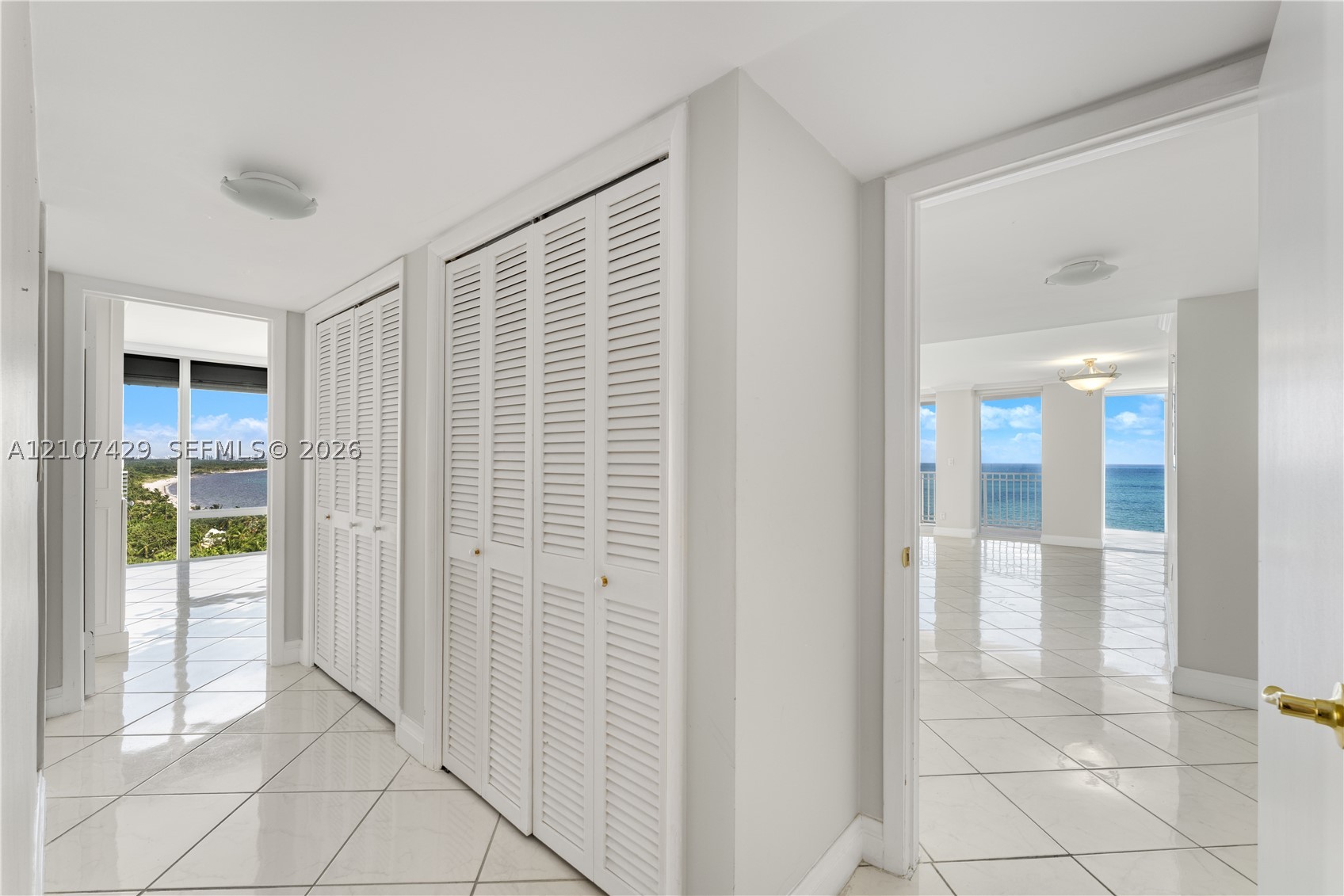 881 Ocean Dr #13H, Key Biscayne FL 33149
