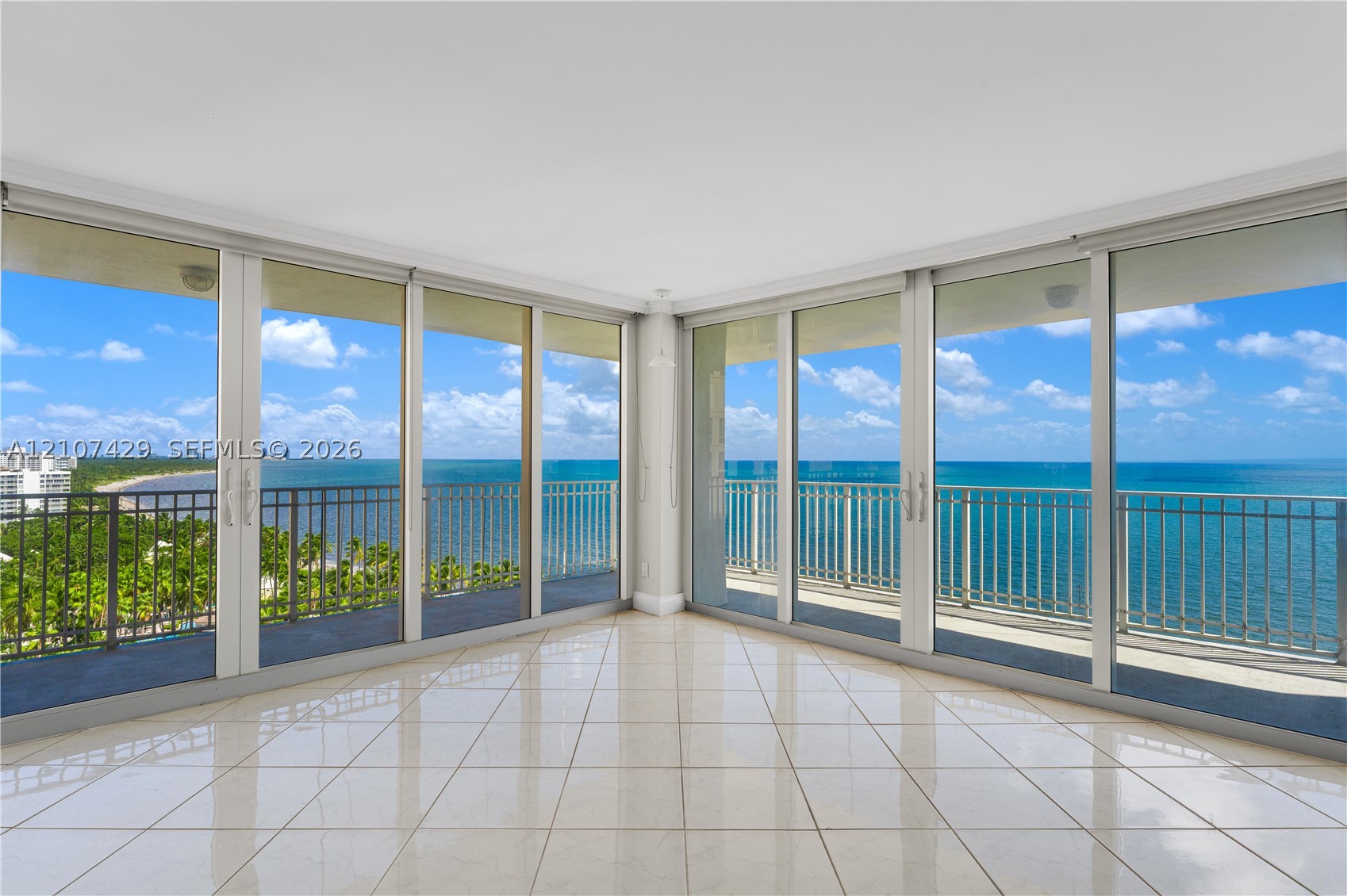 881 Ocean Dr #13H, Key Biscayne FL 33149