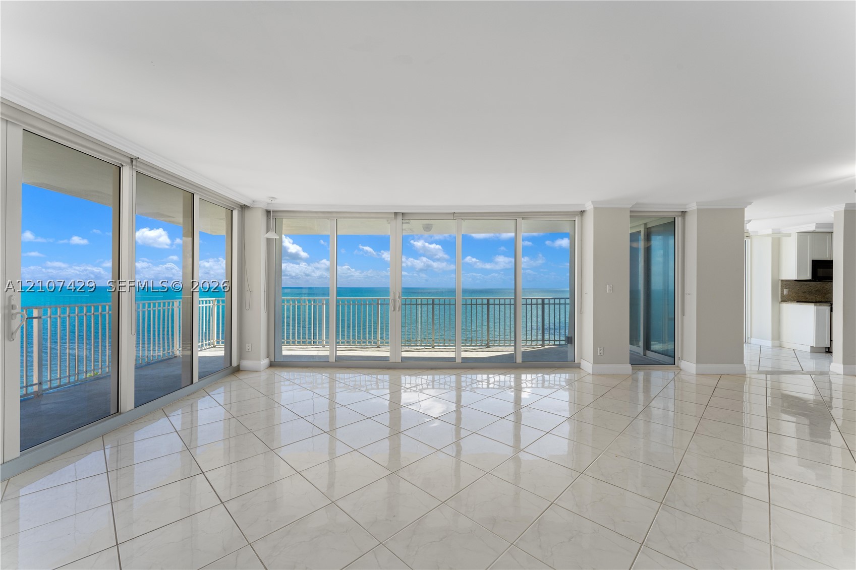 881 Ocean Dr #13H, Key Biscayne FL 33149