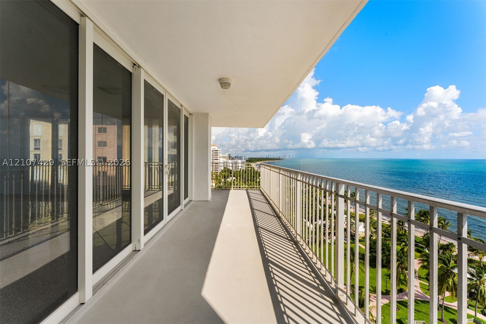 881 Ocean Dr #13H, Key Biscayne FL 33149