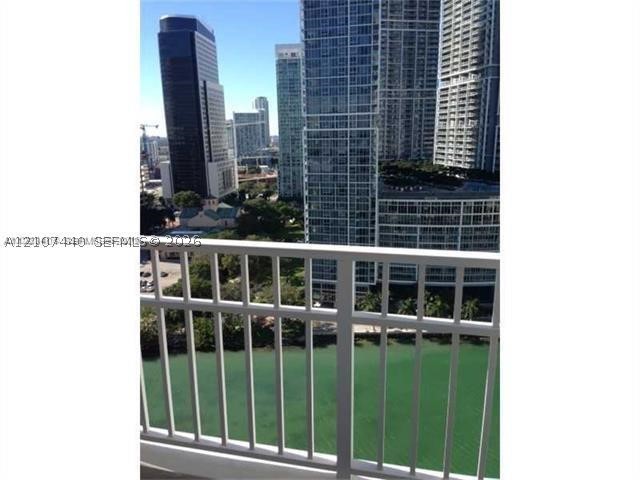 701 BRICKELL KEY BL #2404, Miami FL 33131