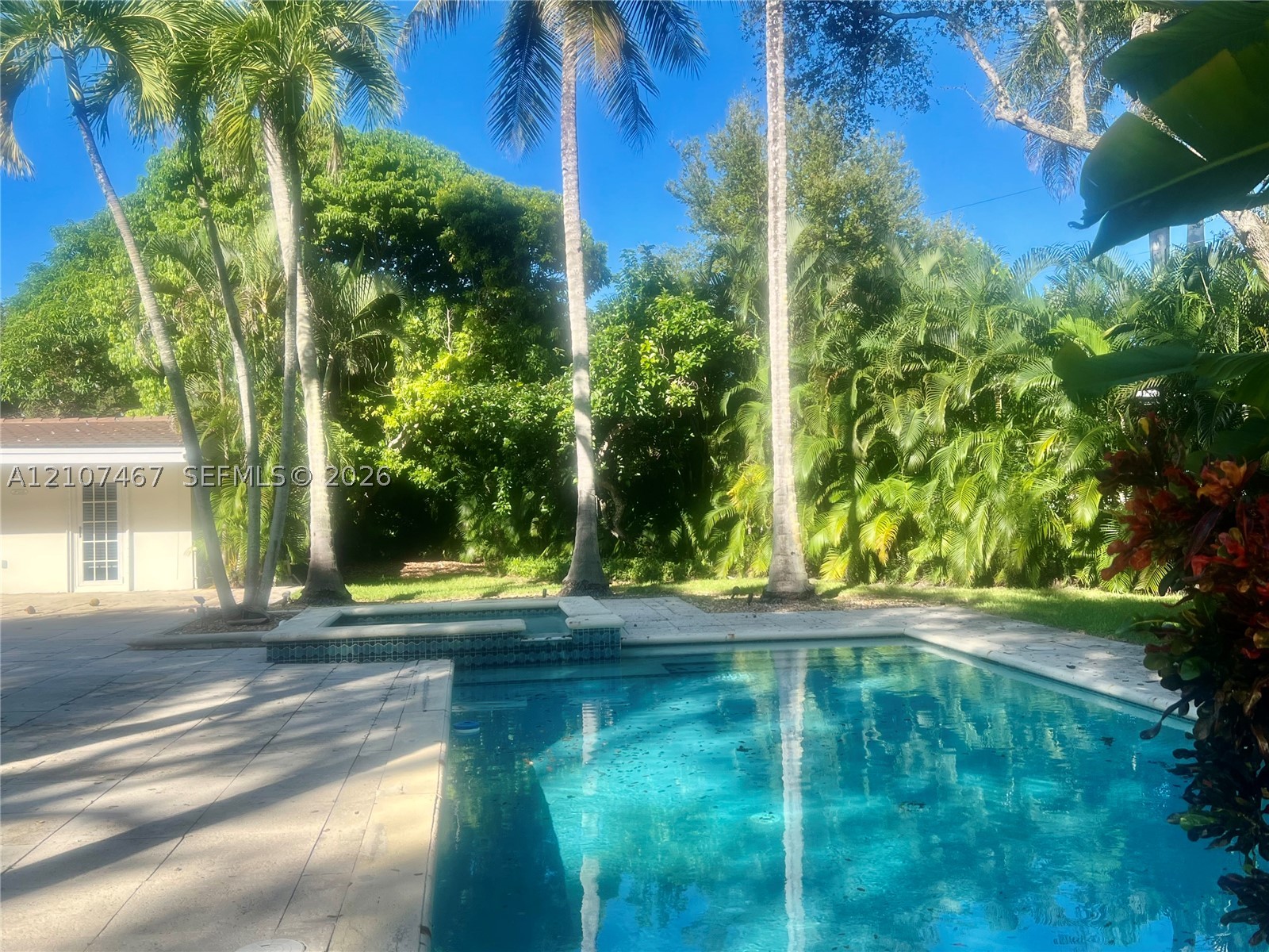 8201 Cheryl Ln, Miami FL 33143