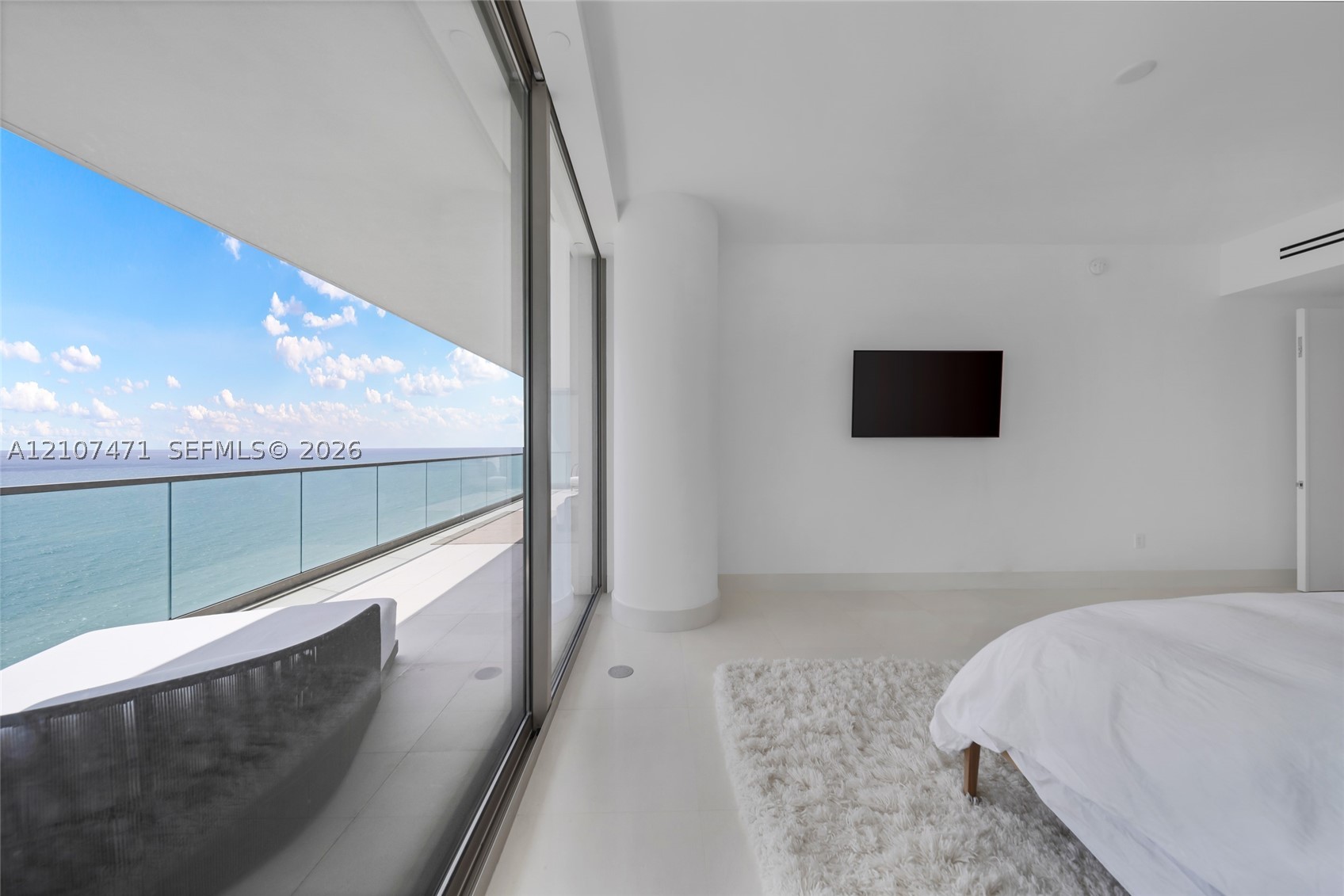 10201 Collins Ave #2506, Bal Harbour FL 33154
