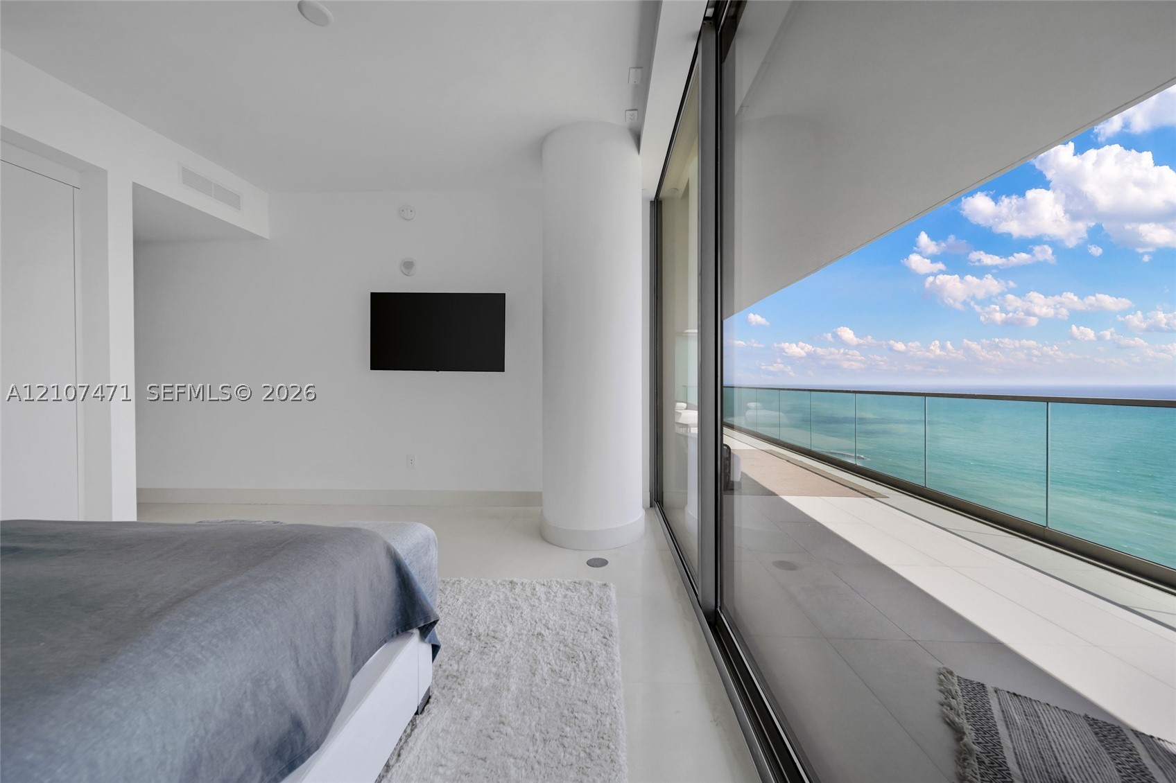 10201 Collins Ave #2506, Bal Harbour FL 33154