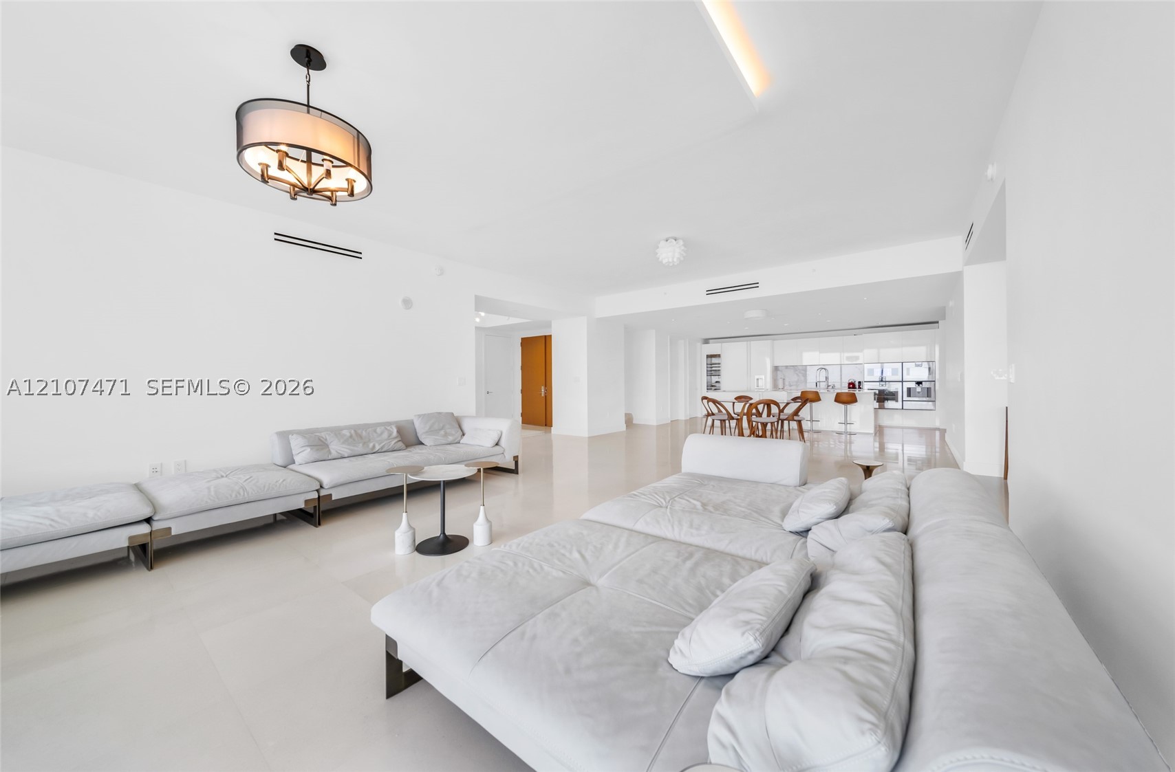 10201 Collins Ave #2506, Bal Harbour FL 33154
