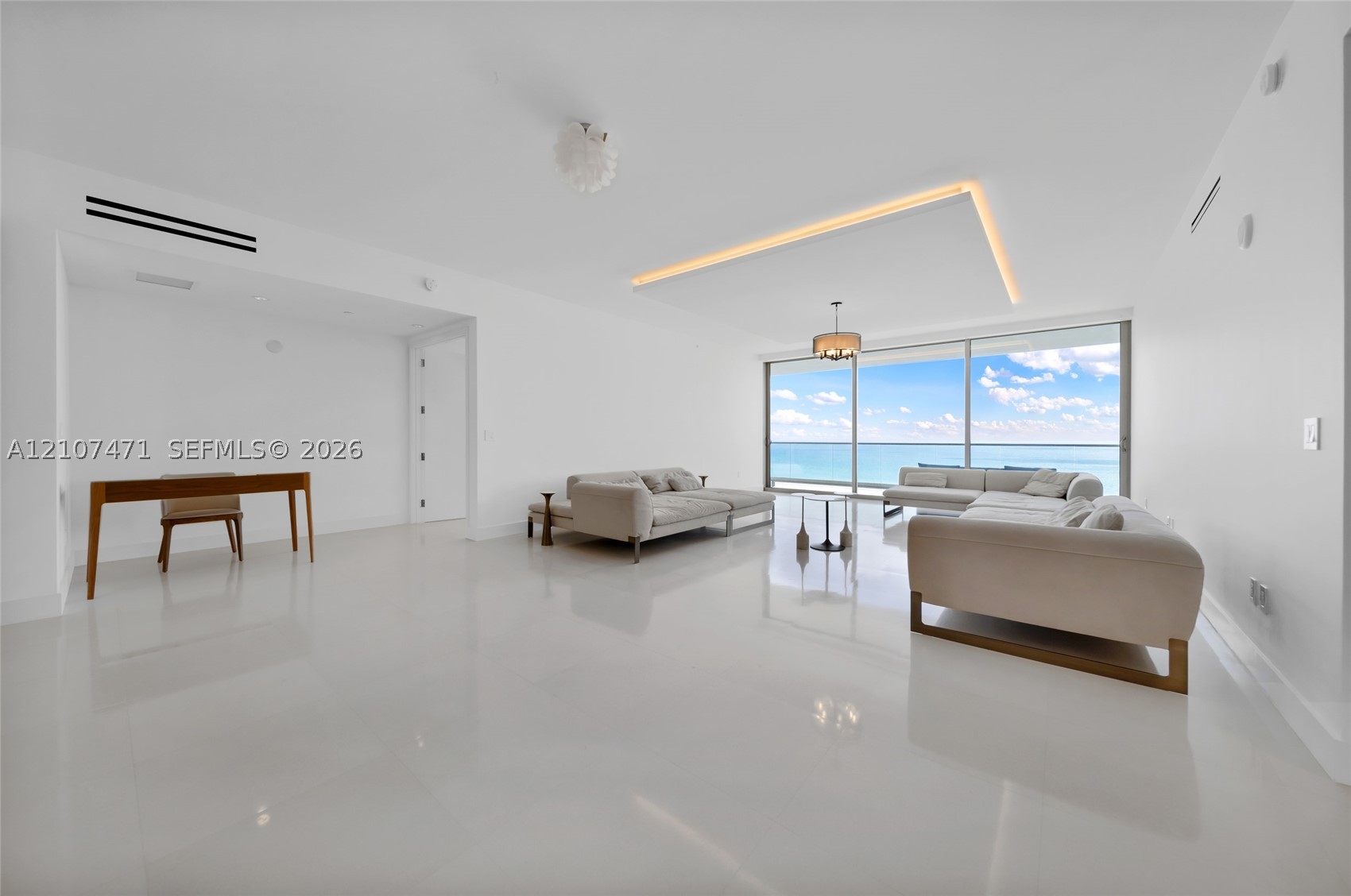 10201 Collins Ave #2506, Bal Harbour FL 33154