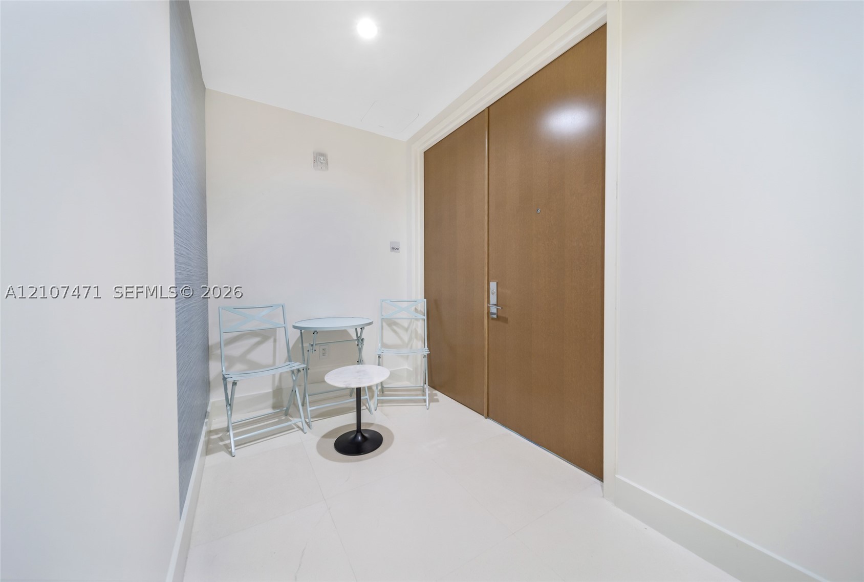 10201 Collins Ave #2506, Bal Harbour FL 33154