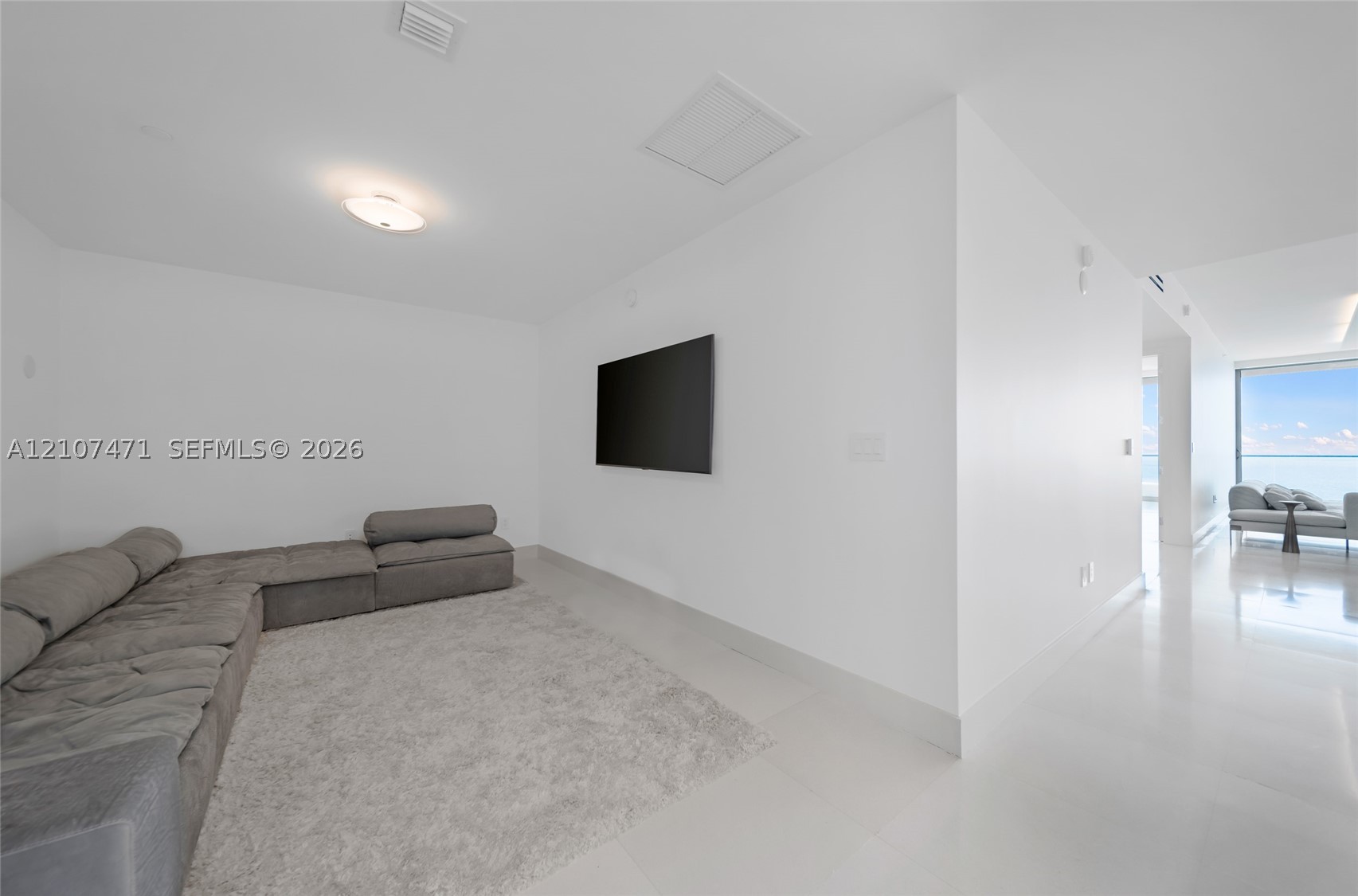 10201 Collins Ave #2506, Bal Harbour FL 33154