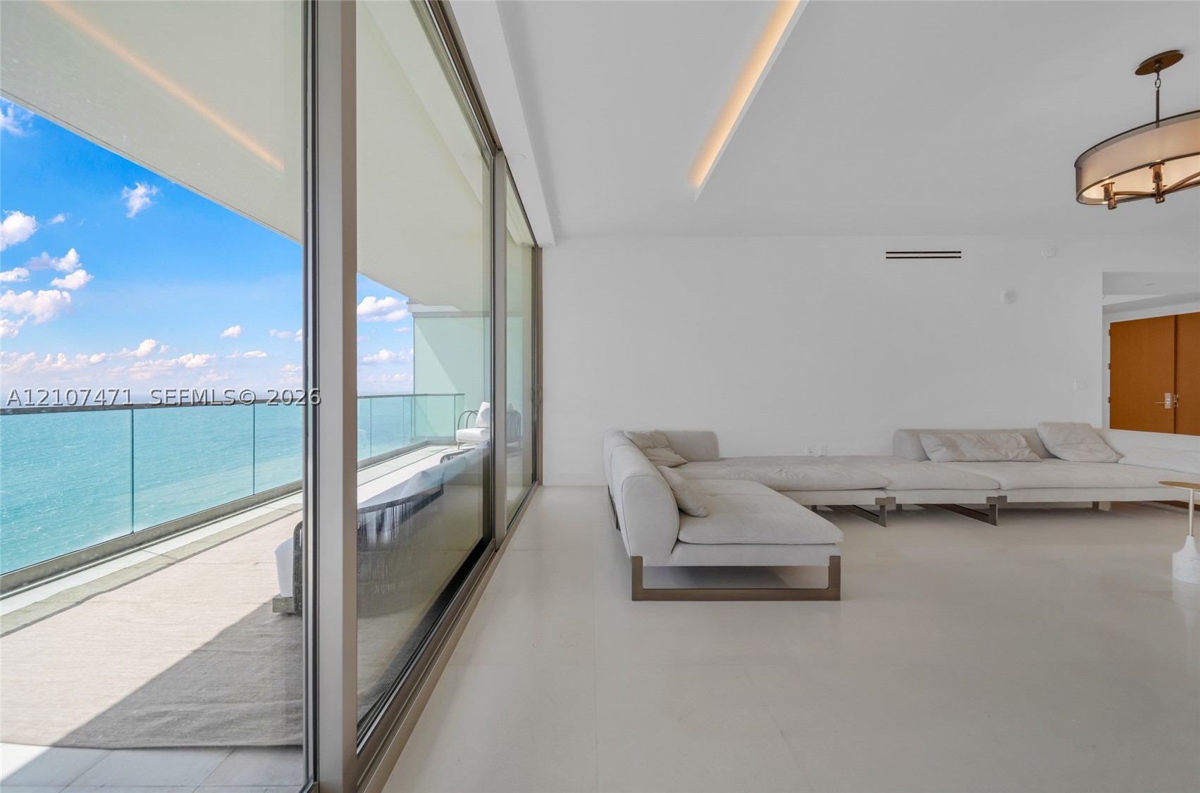 10201 Collins Ave #2506, Bal Harbour FL 33154