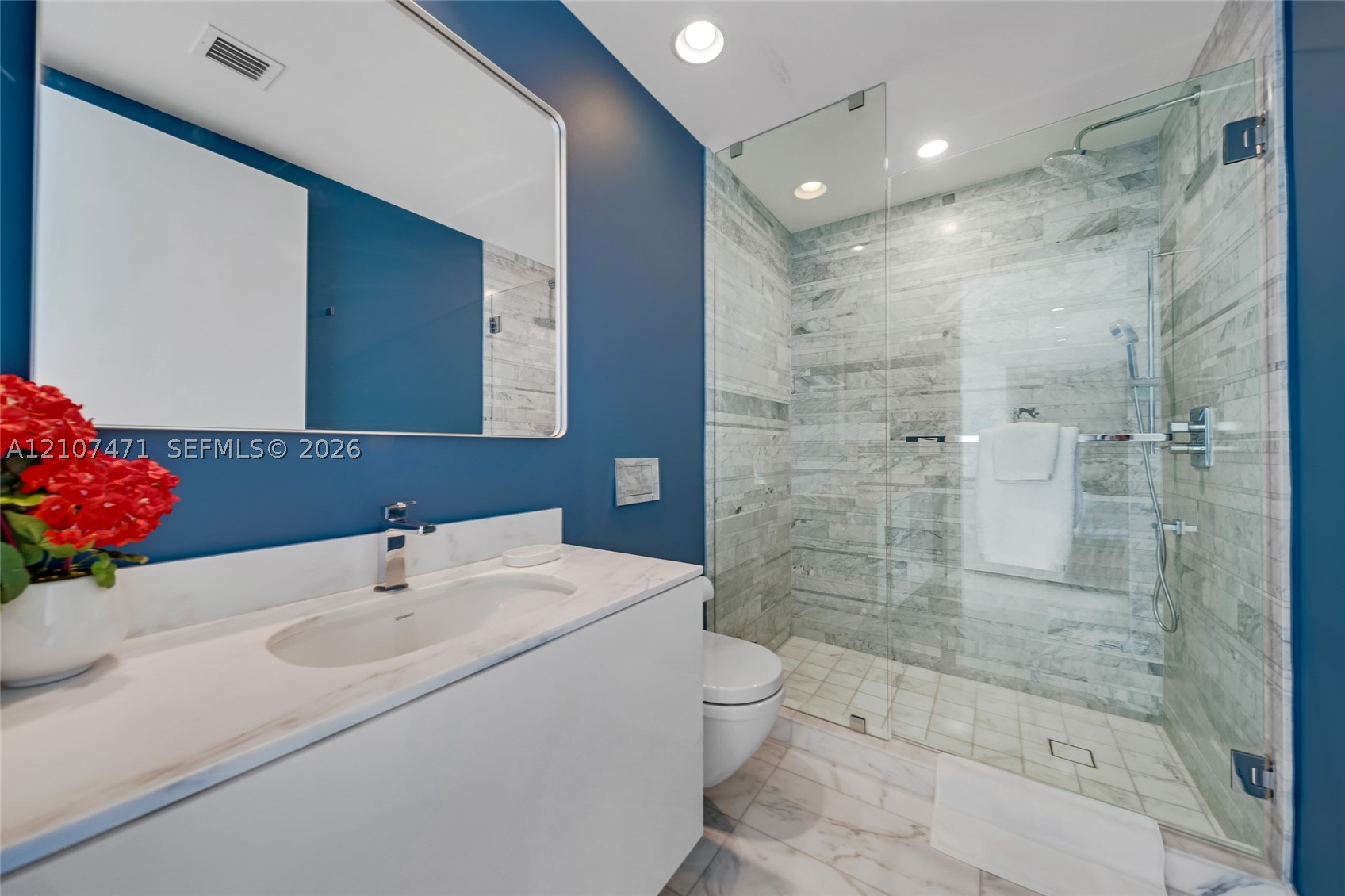 10201 Collins Ave #2506, Bal Harbour FL 33154