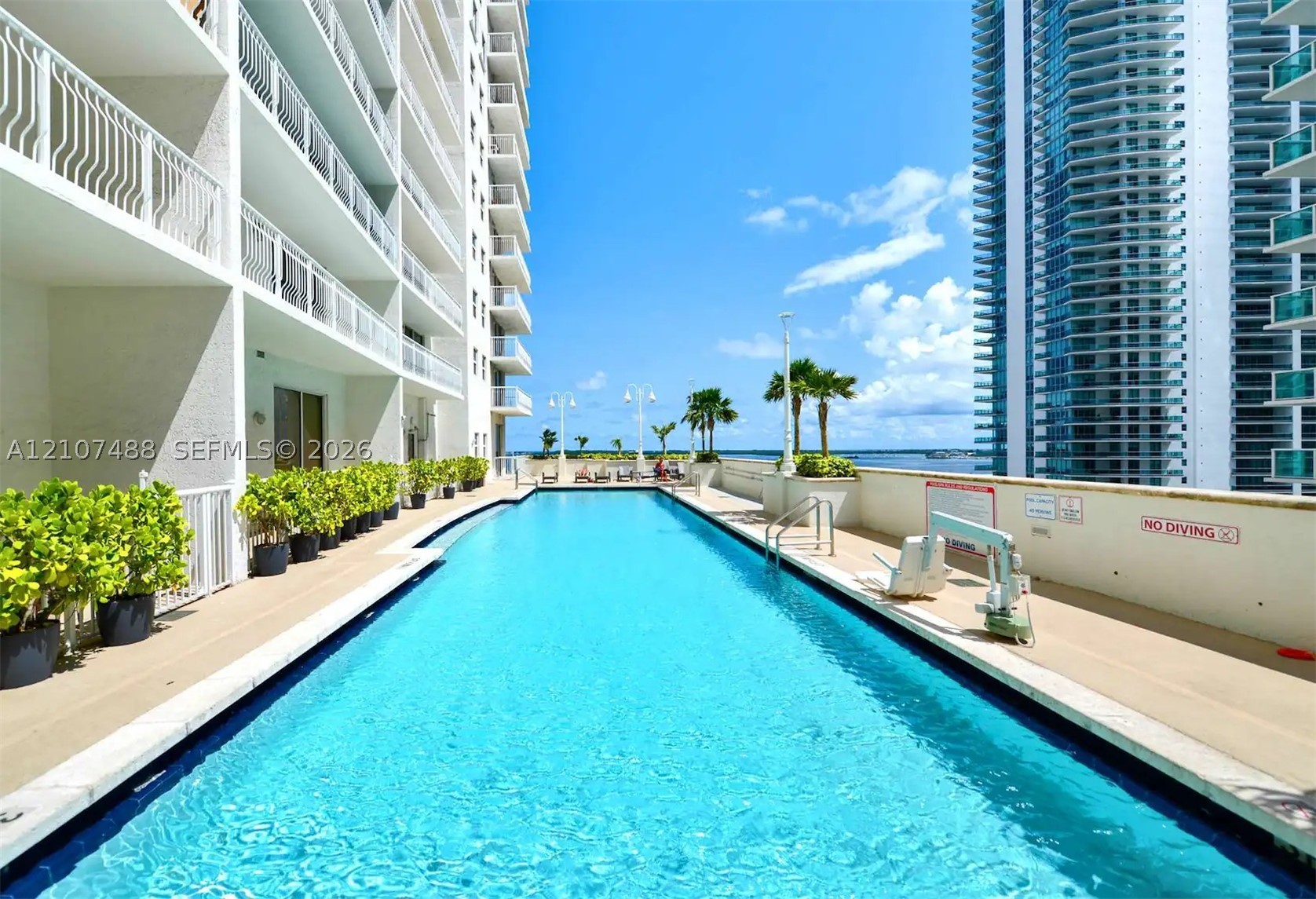 1200 Brickell Bay Dr #2901, Miami FL 33131
