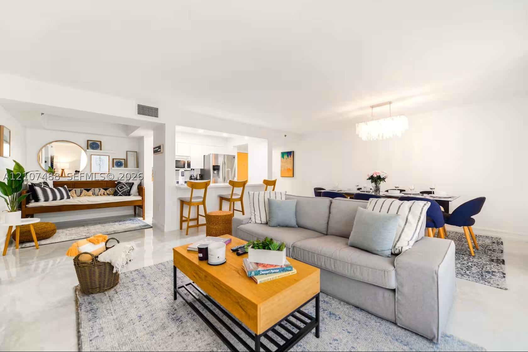 1200 Brickell Bay Dr #2901, Miami FL 33131