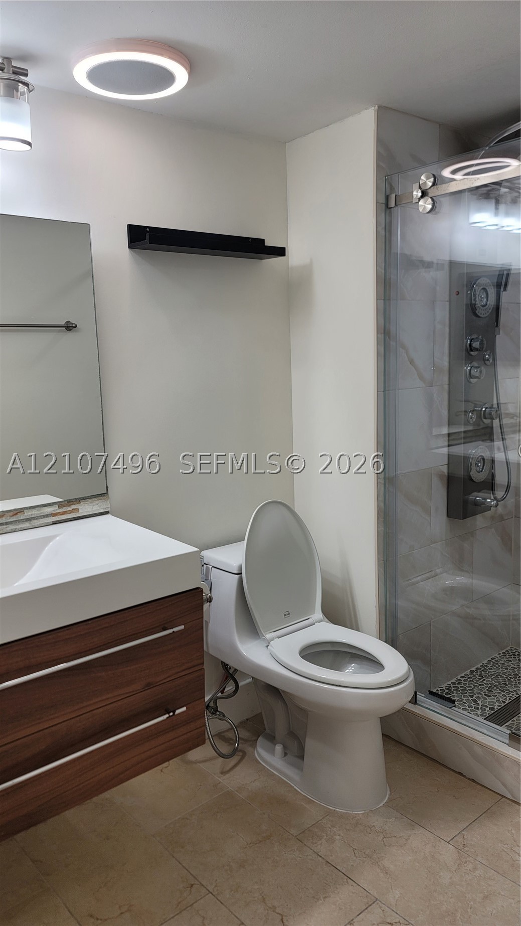 330 Racquet Club Rd #204, Weston FL 33326