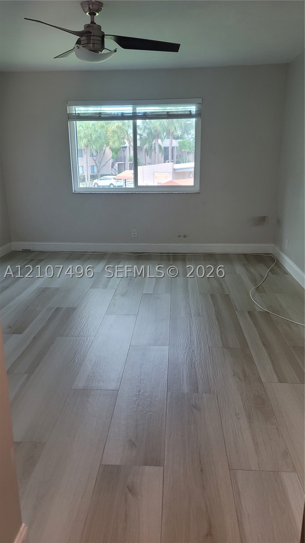 330 Racquet Club Rd #204, Weston FL 33326