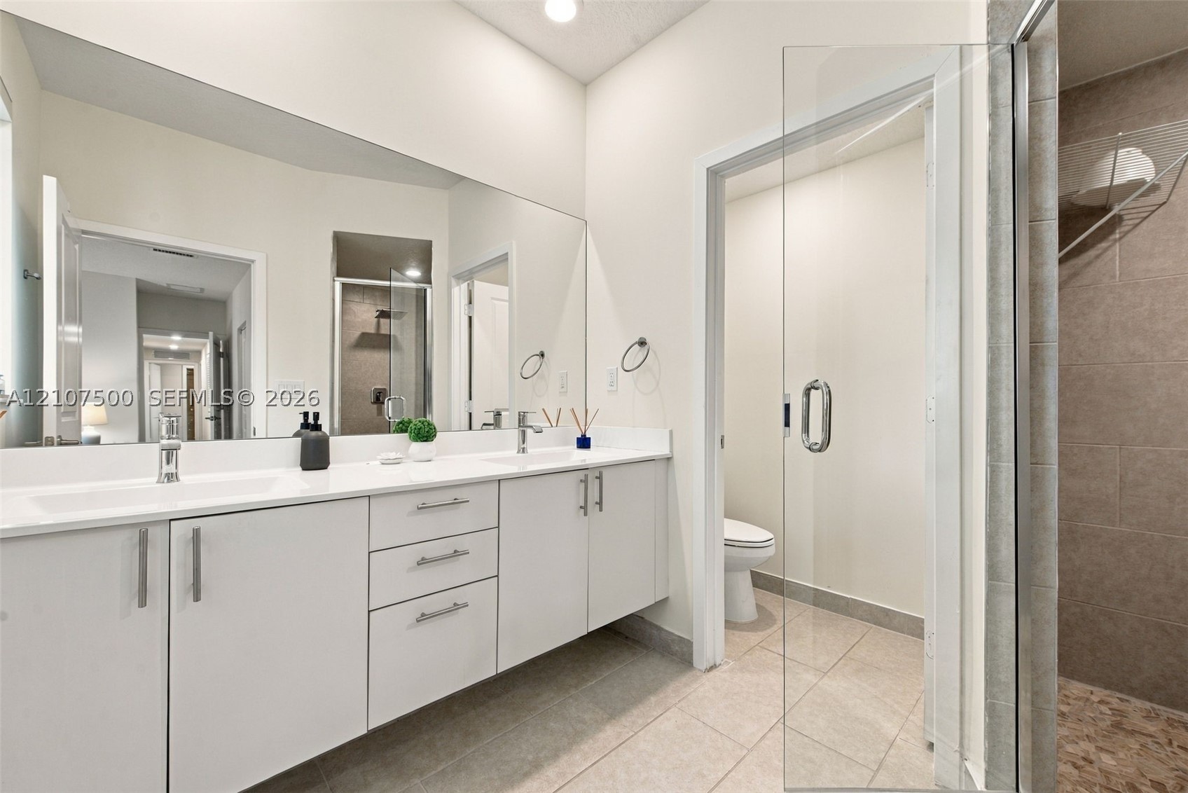 4274 NW 83rd Ave, Doral FL 33166