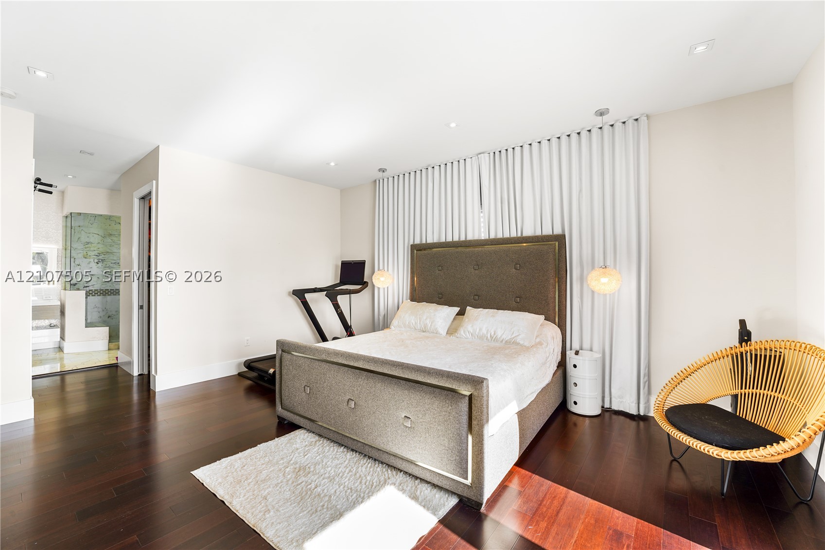 1932 NE 118th Rd, North Miami FL 33181